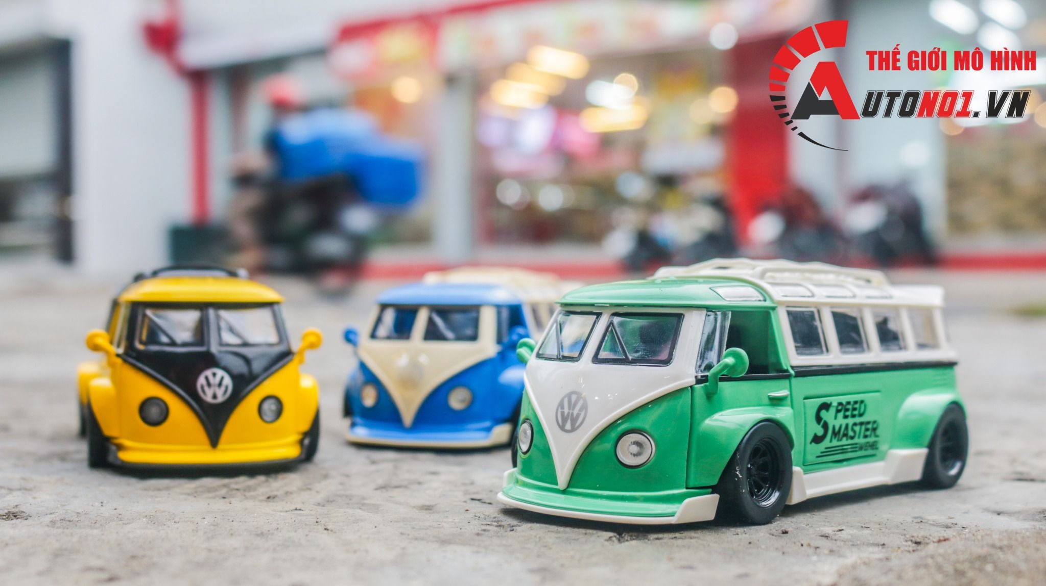 Mô hình xe VolkWagen T1 Bus Widebody tỉ lệ 1:32 Alloy Model OT465