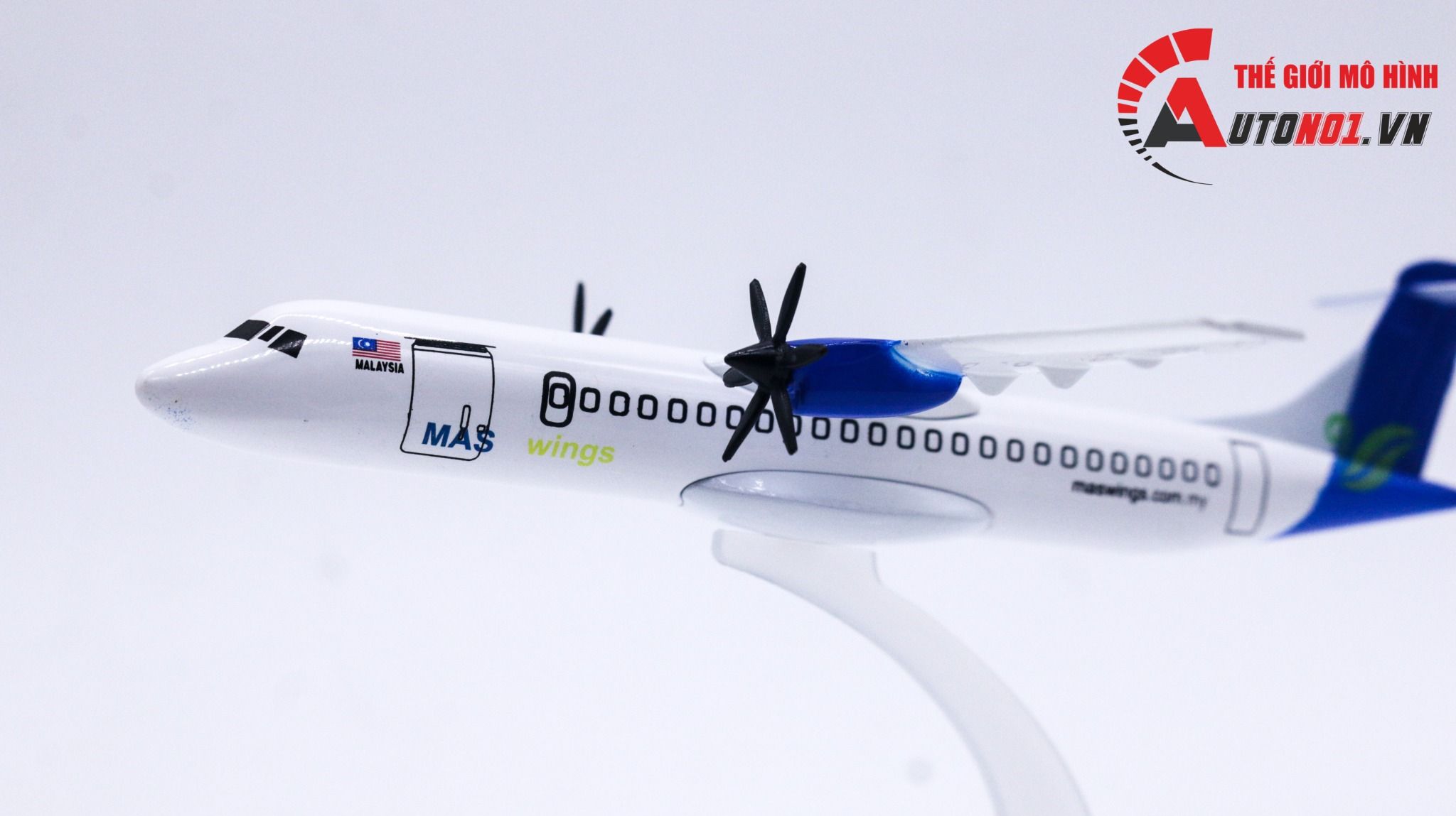  Mô hình máy bay cánh quạt ATR72-500 MAS WINGS 16cm MB16156 