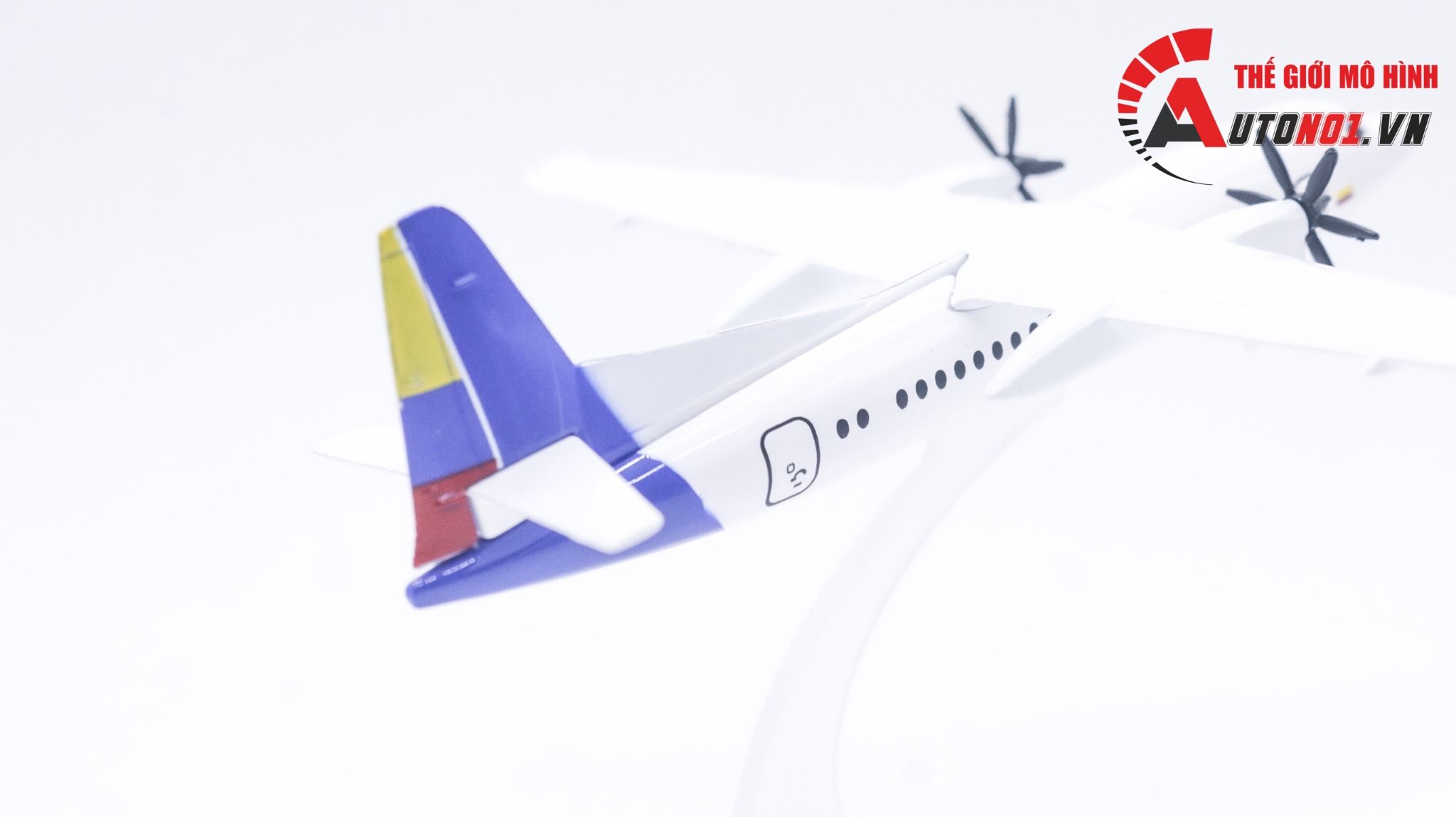 Mô hình máy bay cánh quạt ATR72-60 Columbia Avianca Satena FK50 16cm MB16155