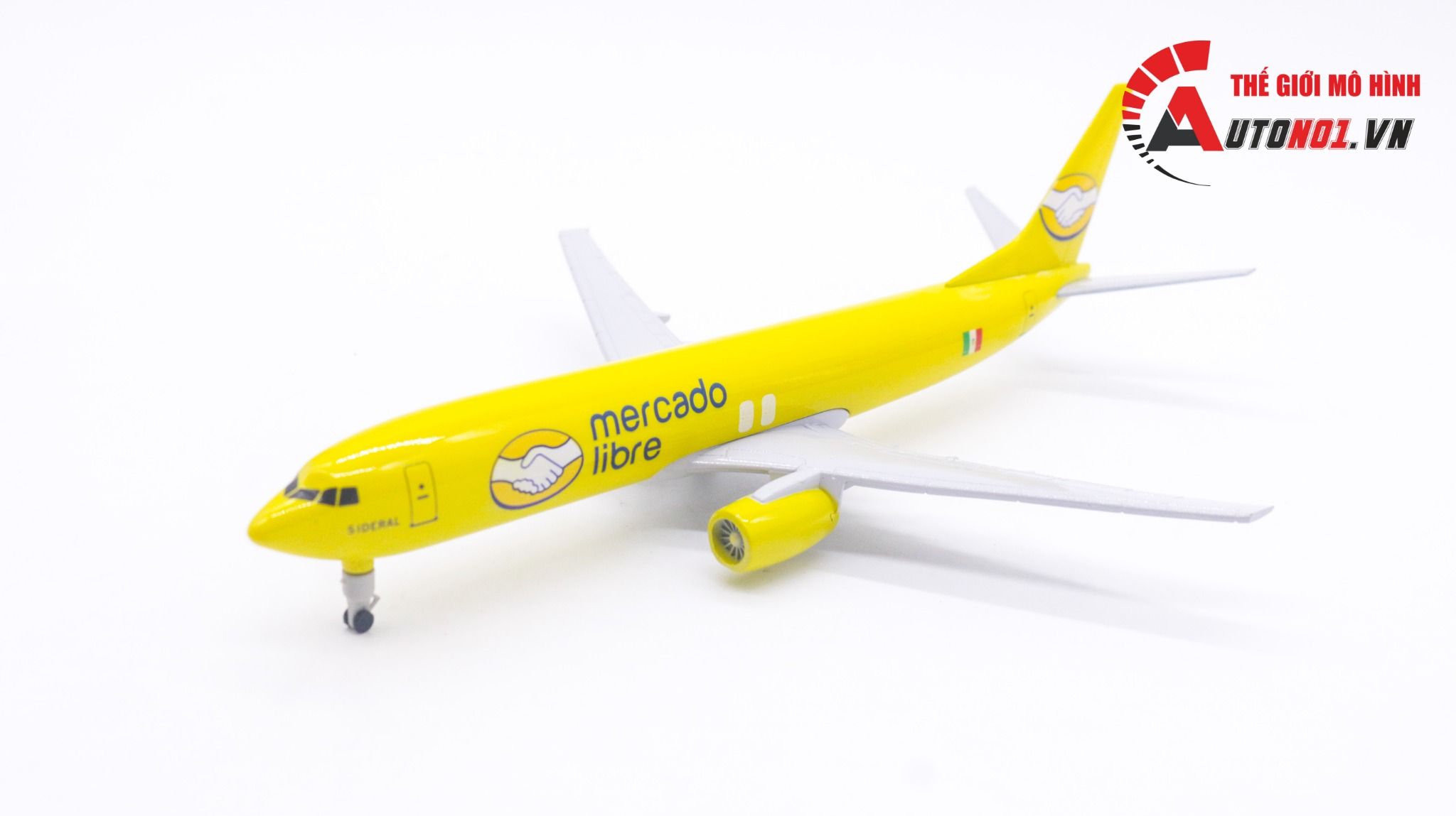 Mô hình máy bay USA Mercado Libre Boeing B737 có bánh xe 20cm MB20053