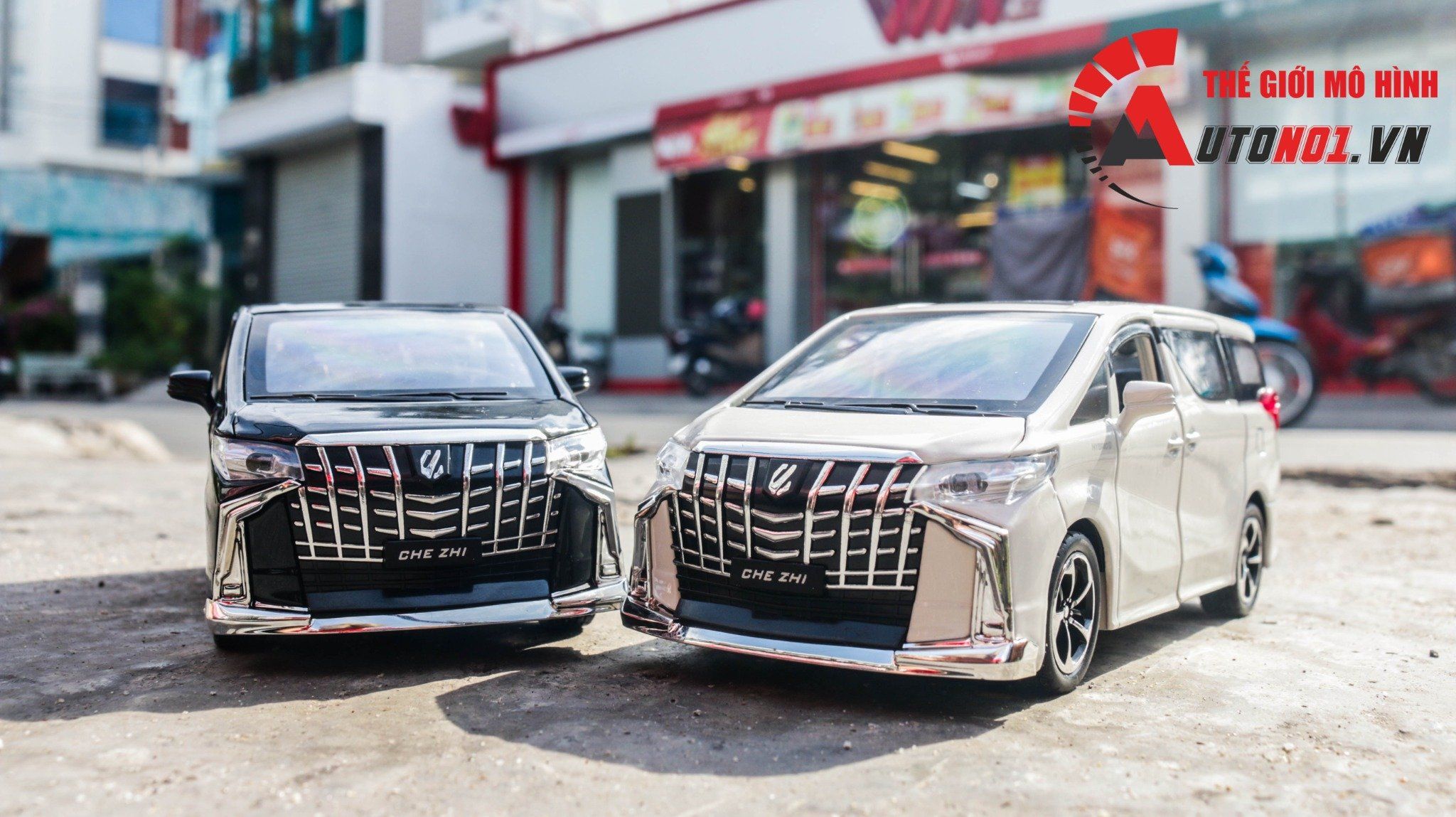 Mô hình xe Toyota Alphard 2022 full open tỉ lệ 1:32 Chezhi OT464