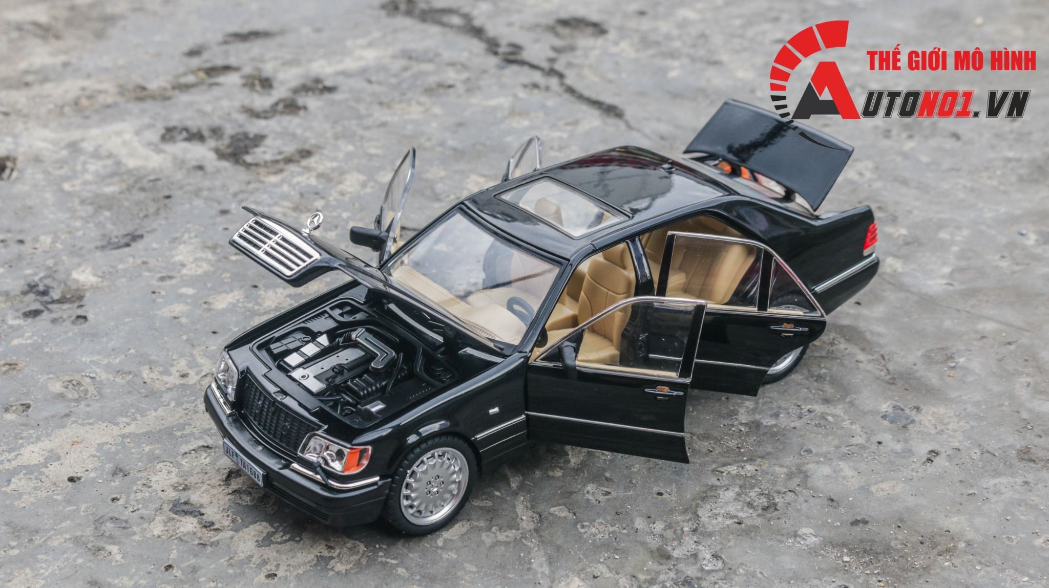 Mô hình xe cổ Mercedes-Benz W140 320SEL full open - full kính - đánh lái được - có đèn và âm thanh tỉ lệ 1:24 Jinlifang OT468