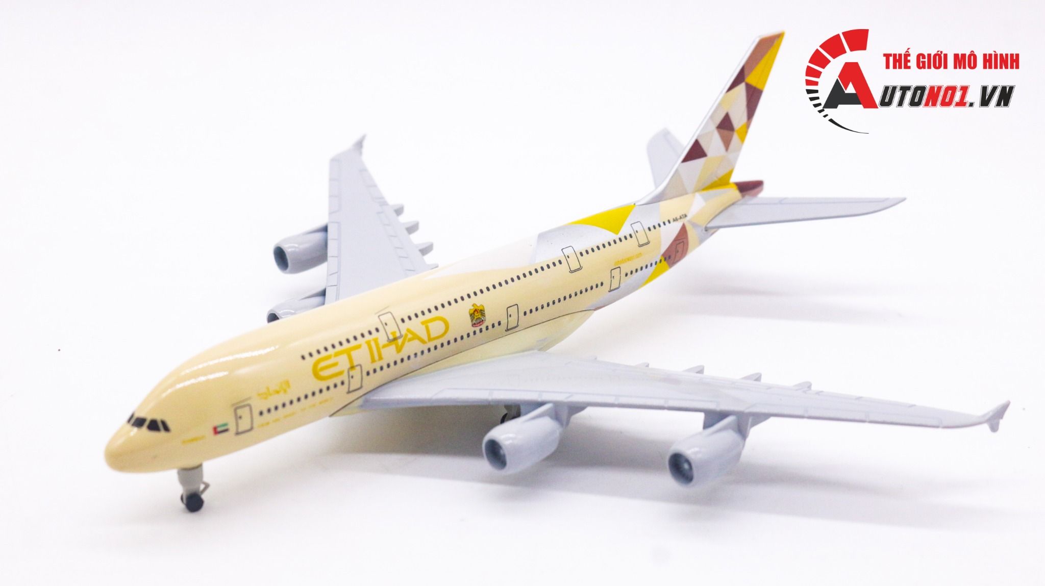 Mô hình máy bay Abu Dhab Ả Rập Etihad Airbus A380 có bánh xe 20cm MB20051