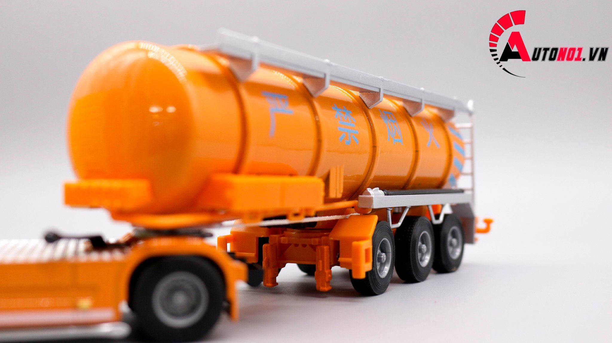  Mô hình xe chở dầu orange 1:50 kaidiwei 7632 