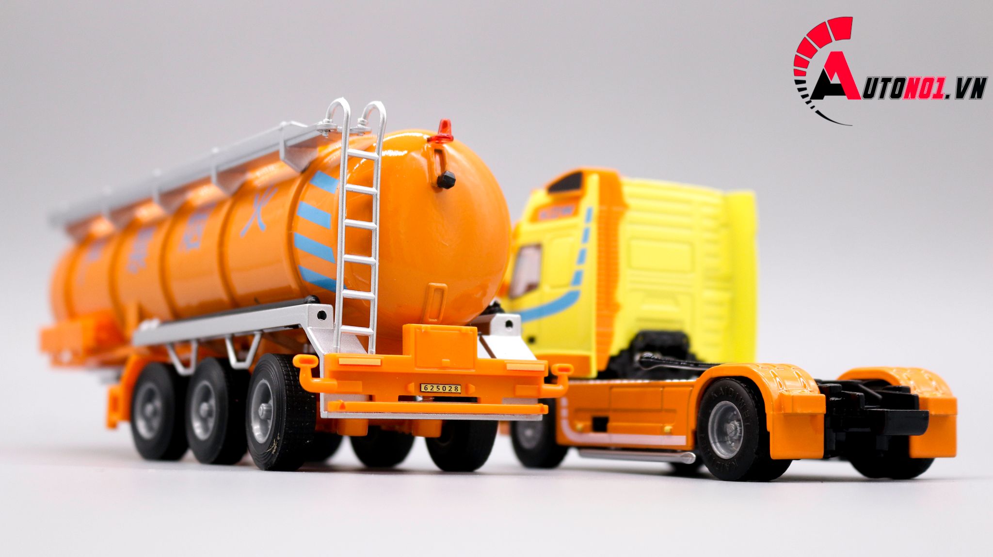  Mô hình xe chở dầu orange 1:50 kaidiwei 7632 