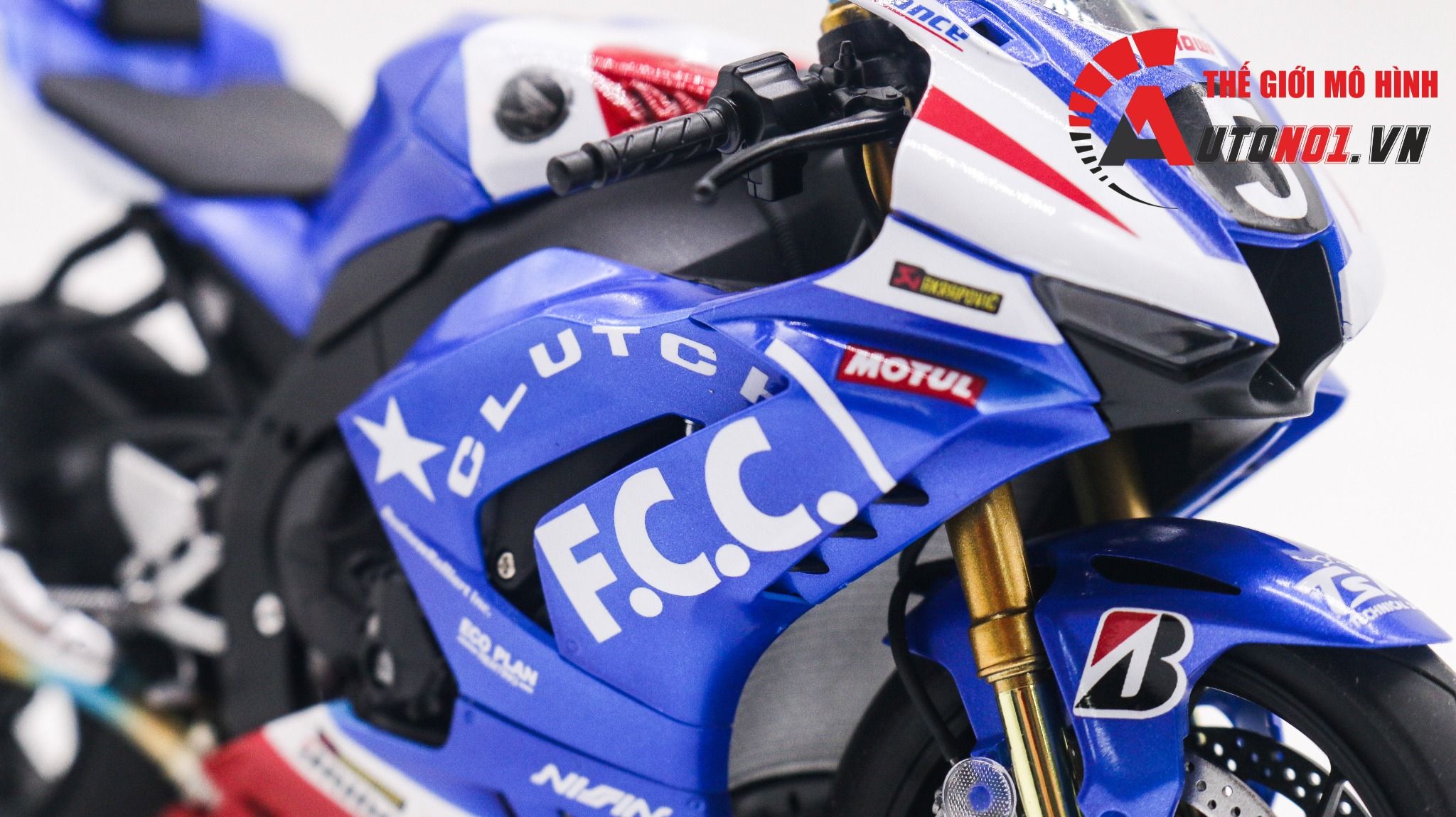  Mô hình xe cao cấp Honda CBR1000RR F.C.D TSR France 2020 1:12 Tamiya D097D 