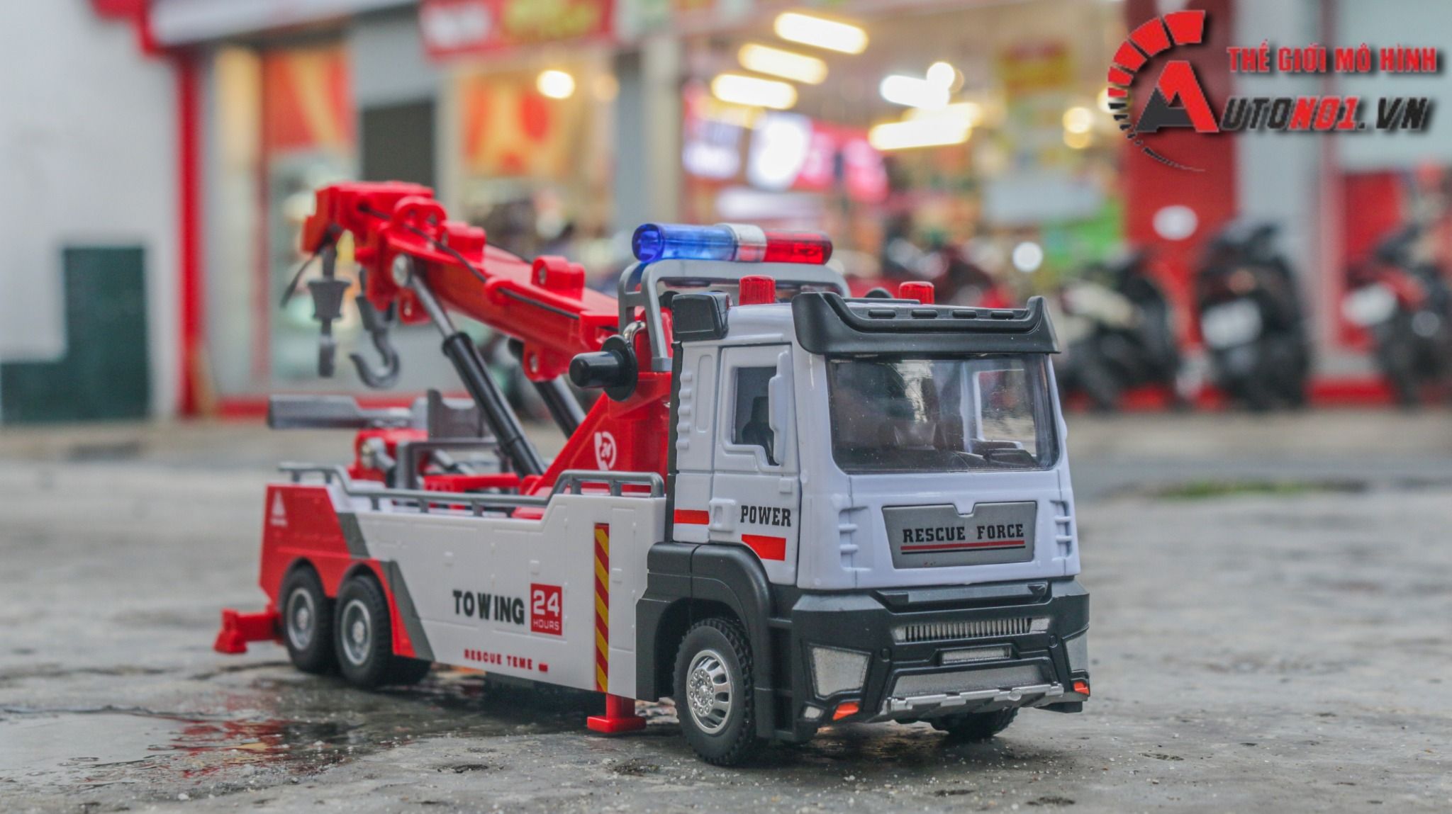 Mô hình xe cứu hộ cần móc bằng hợp kim tỉ lệ 1:32 Alloy Model OT476