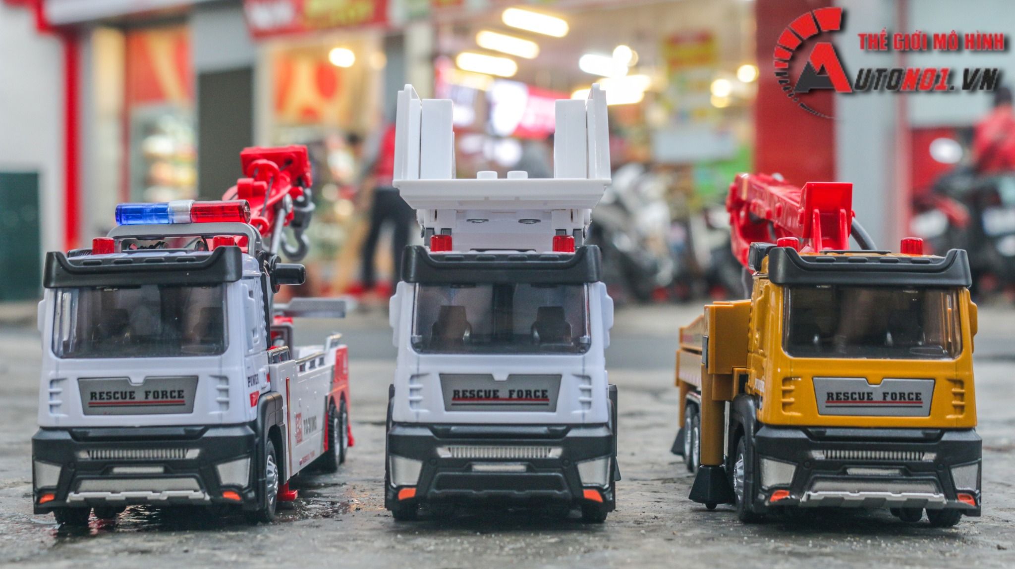 Mô hình xe thang trượt sân bay có âm thanh - đèn tỉ lệ 1:32 Ty model OT488