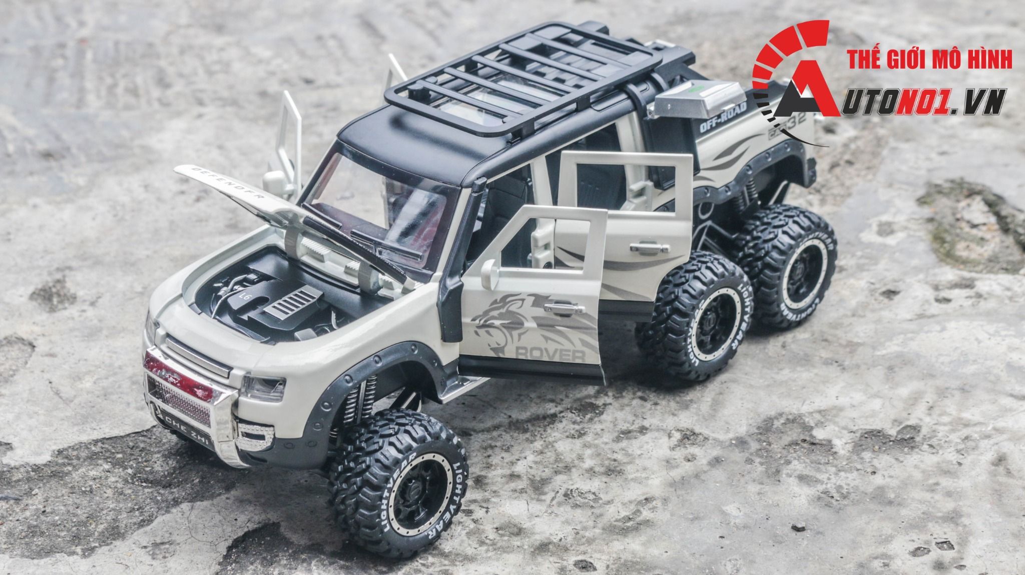 Mô hình xe Land Rover Defender 6x6 Offroad có đèn có âm thanh tỉ lệ 1:24 Chezhi OT430