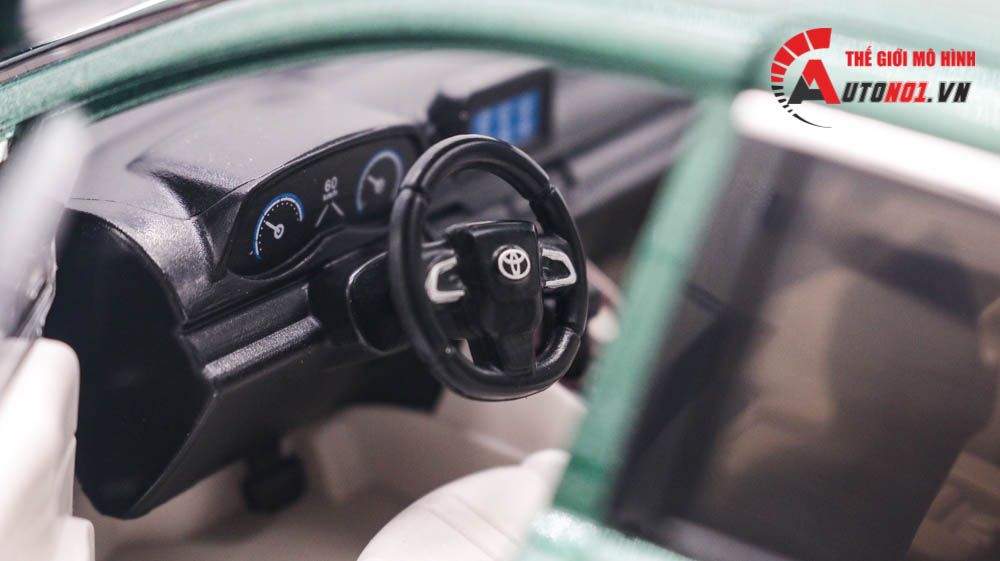 Mô hình xe Toyota Sienna Mpv 1:24 Hengteng Model OT416