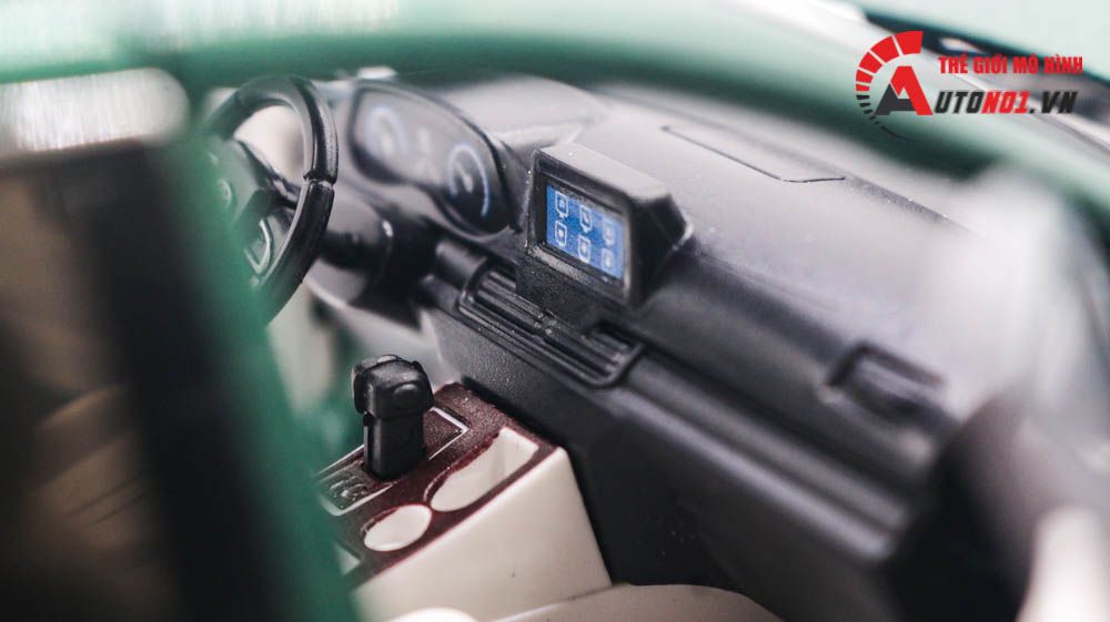 Mô hình xe Toyota Sienna Mpv 1:24 Hengteng Model OT416