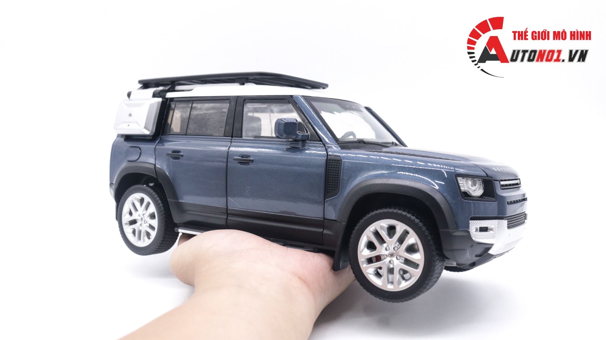 Mô hình xe Land Rover Defender 110 Full open - full kính - đánh lái được - có đèn - âm thanh tỉ lệ 1:18 Alloy Model OT047