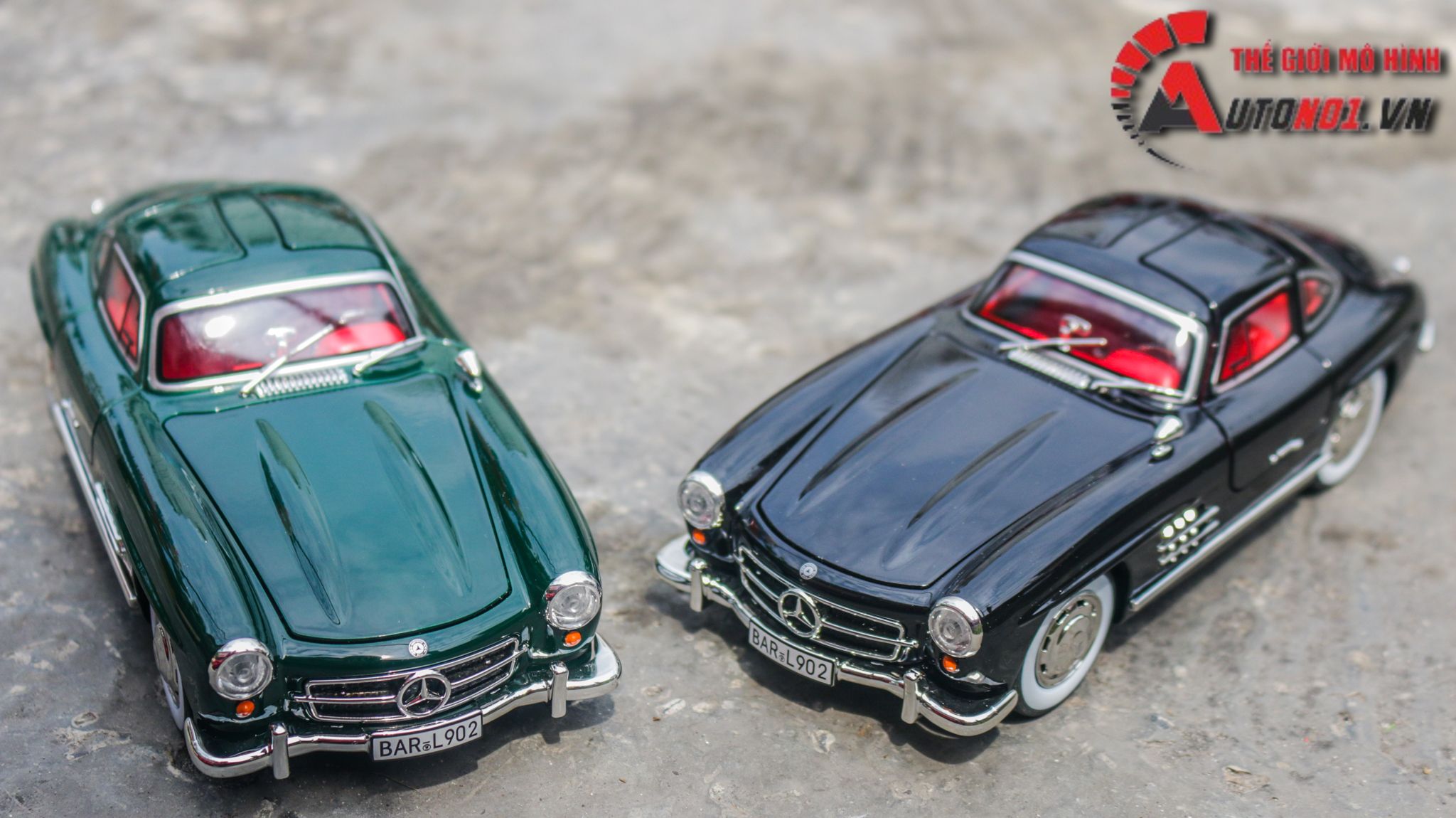 Mô hình xe Mercedes-Benz 300SL full open có đèn có âm thanh đánh lái được tỉ lệ 1:24 Chezhi OT513