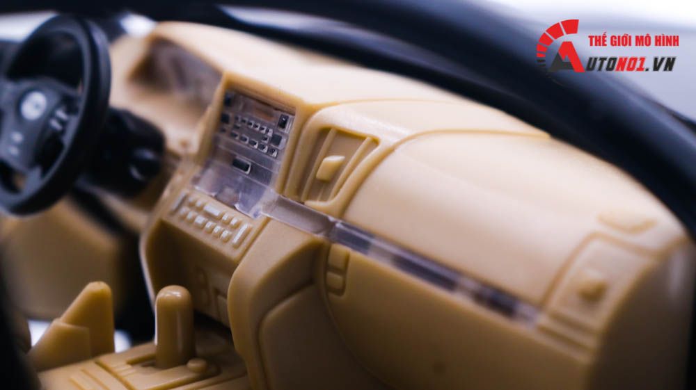 Mô hình xe Lexus LX570 1:18 Weitug 8084