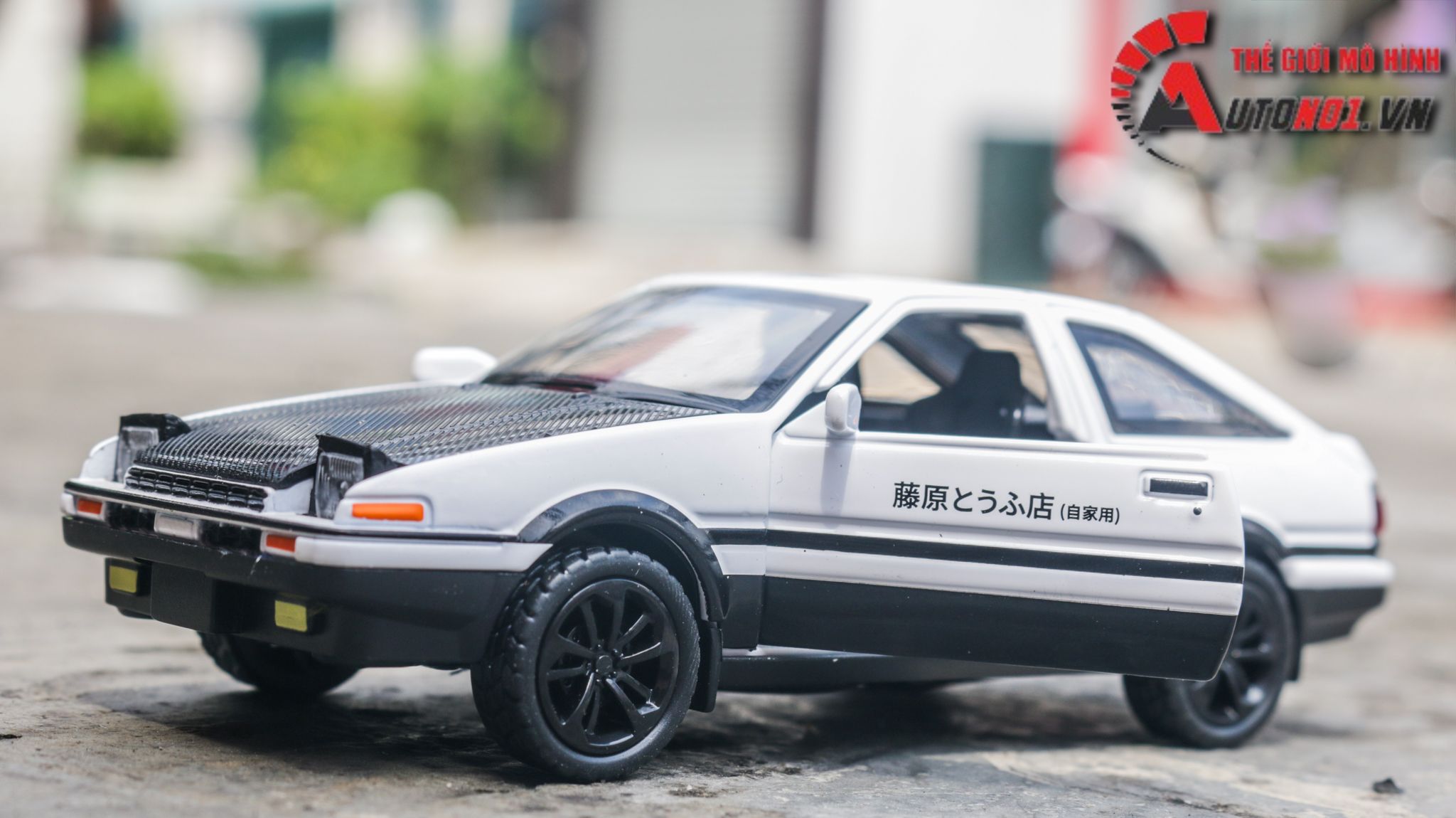 Mô hình xe ô tô Toyota AE86 có đế mở 2 cửa - có đèn - âm thanh tỉ lệ 1:36 Jiaye Model OT519