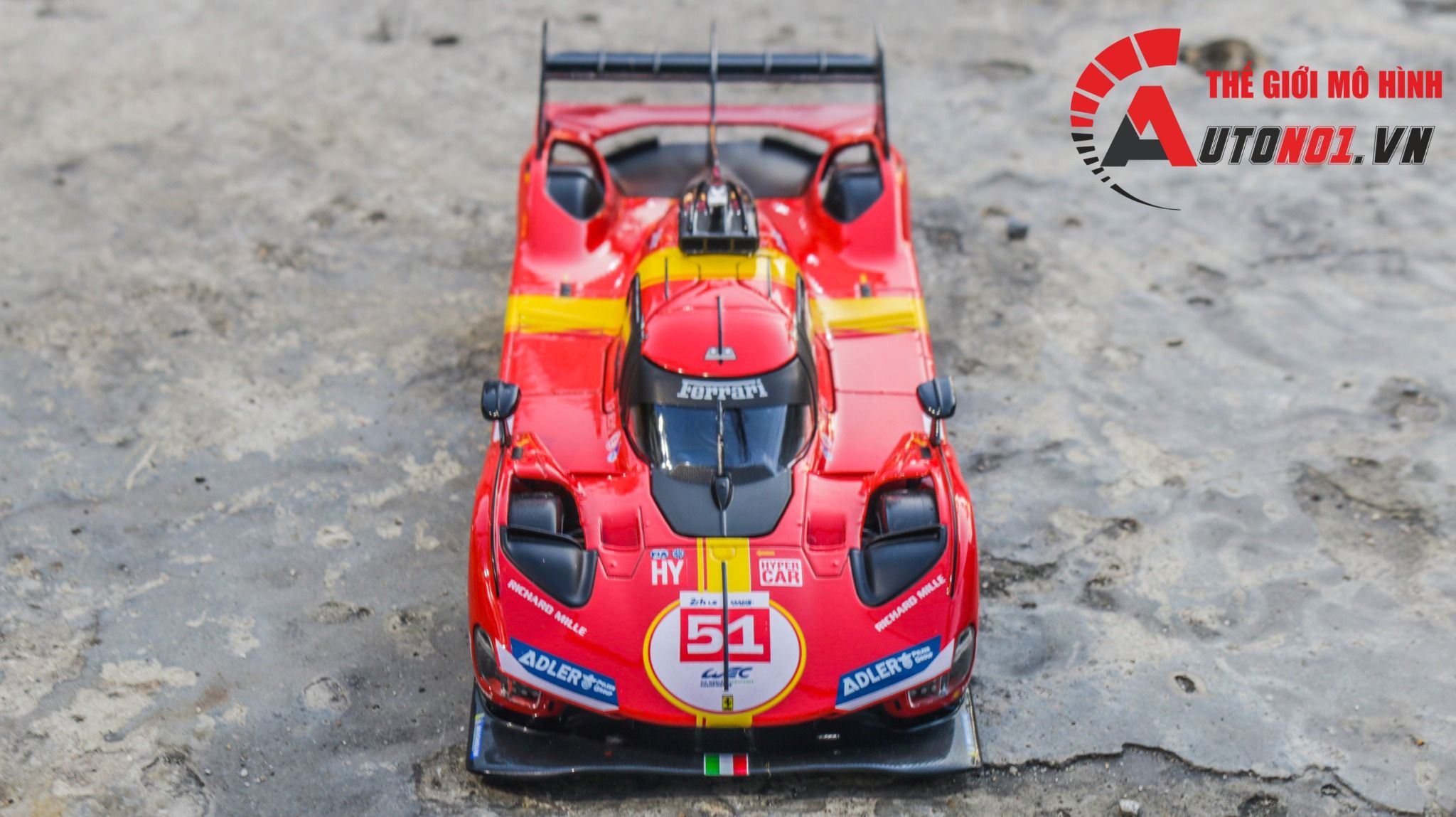 Mô hình xe Ferrari 499P 3.0L turbo V6 #51 team Ferrari Corse 24h Le Mans 2023 tỉ lệ 1:24 Bburago 18-26309 OT467