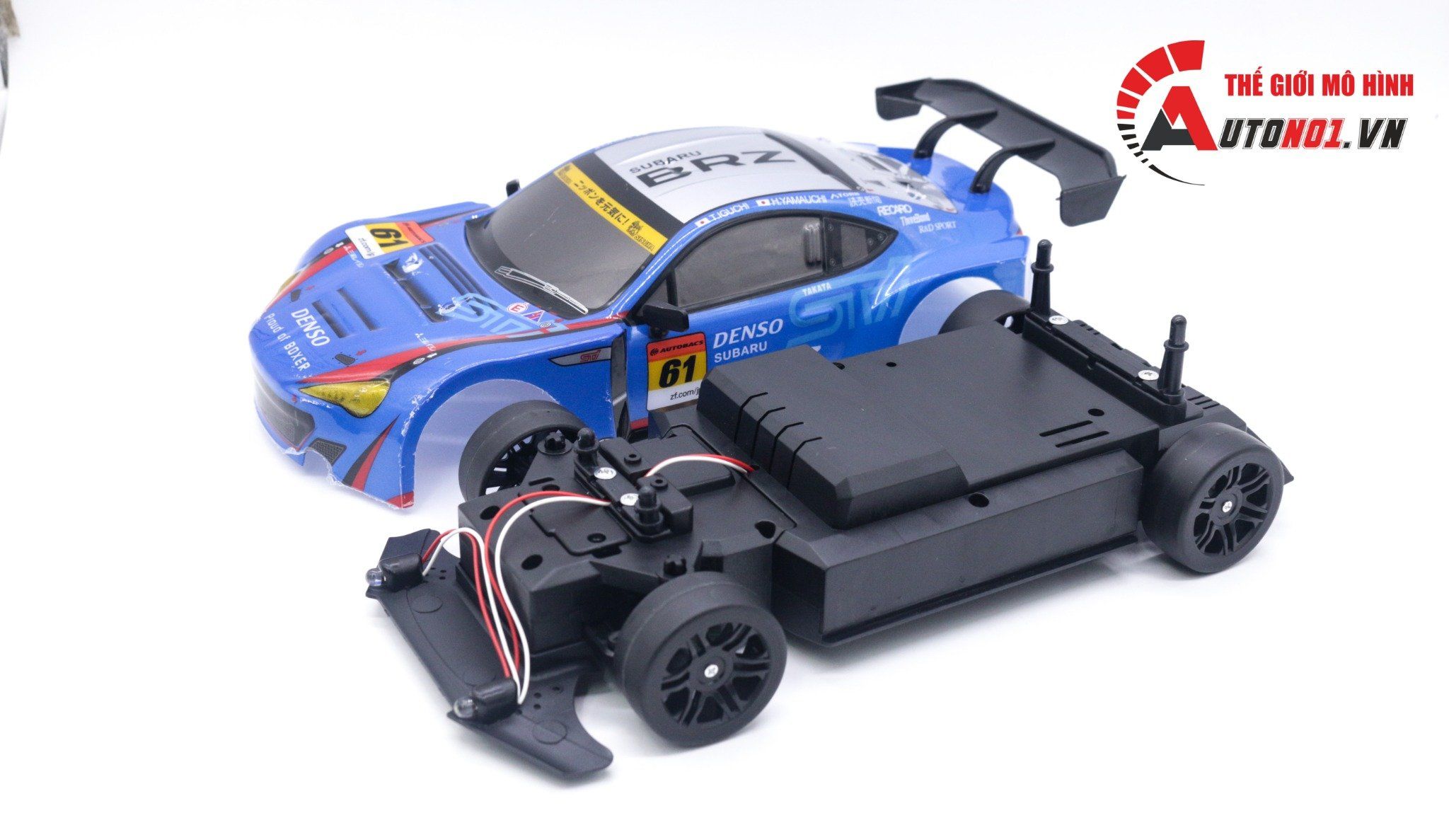 Xe điều khiển drift 2 cầu bản nâng cấp có điều tốc, có đèn, bánh drift subaru denso model 2023 pin 7.4v 30km/h DK013