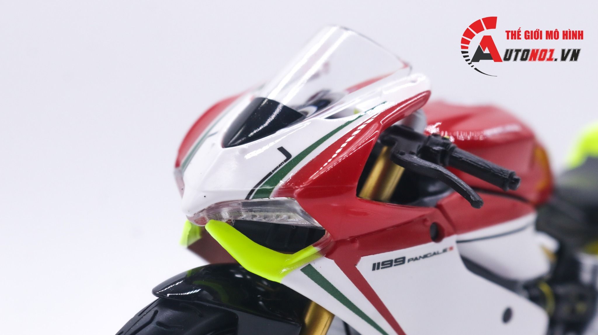 Mô hình siêu Xe Ducati 1199 tricolor độ nồi khô 1:12 Autono1 Maisto D221M