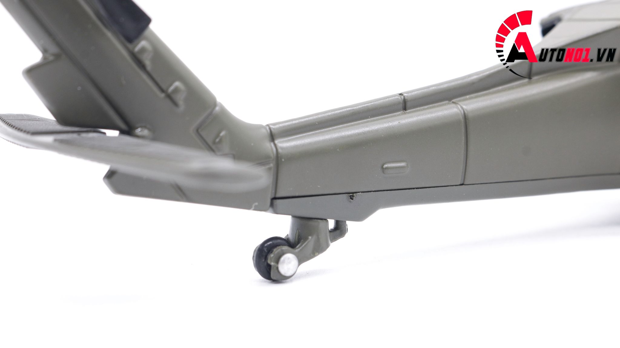 Mô hình máy bay trực thăng quân sự 1:64 huayi alloy 7645