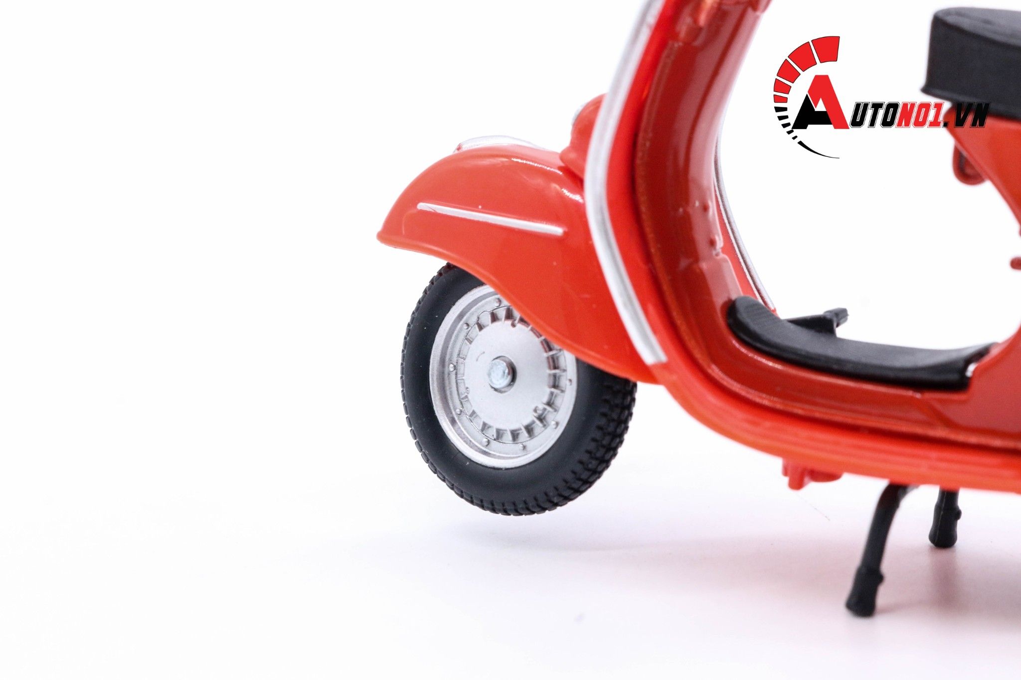 Mô hình xe Vespa gtr red 1968 1:18 Maisto 7070P