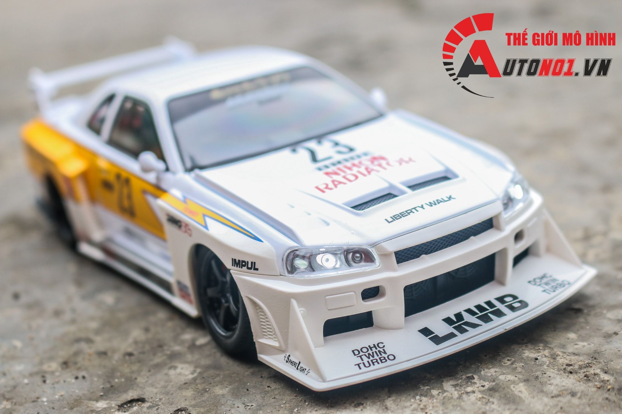 Mô hình xe Nissan S15 Skyline GTR LBWK full open - đánh lái - có đèn - âm thanh tỉ lệ 1:24 Jinlifang OT532