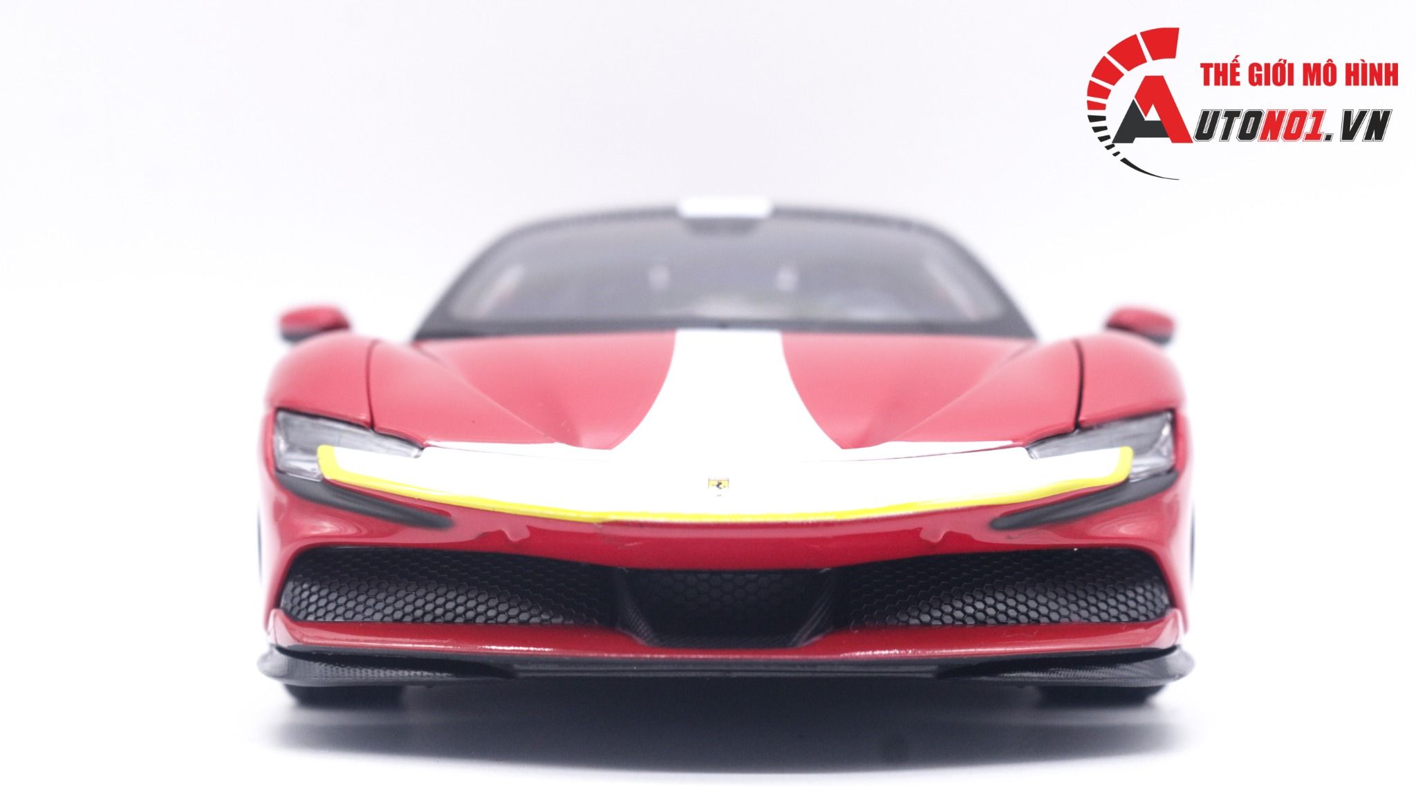 Mô hình xe Ferrari Sf90 Stradale Assetto Fiorano 1:18 Bburago 8129