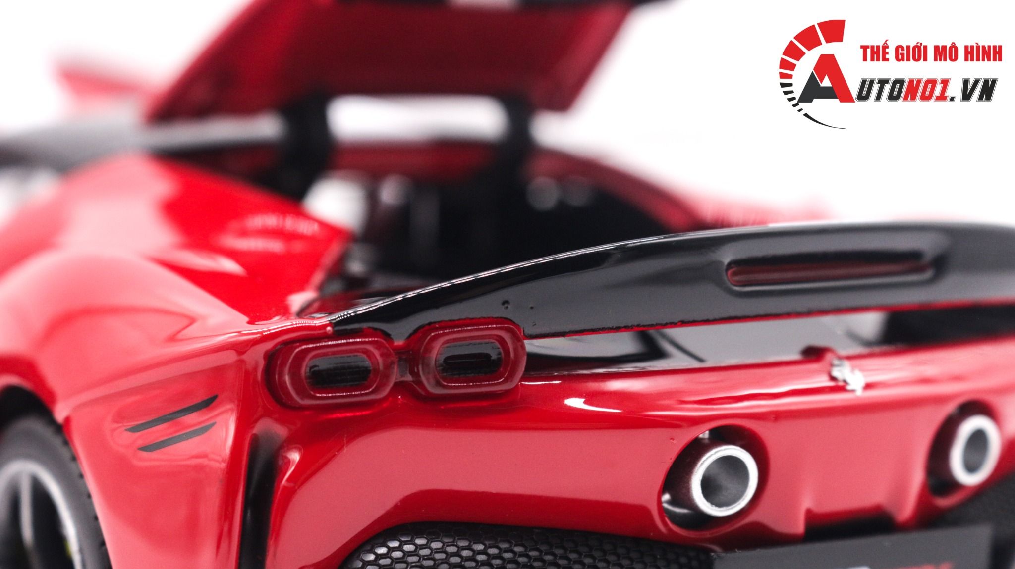 Mô hình xe Ferrari Sf90 Stradale Assetto Fiorano 1:18 Bburago 8129