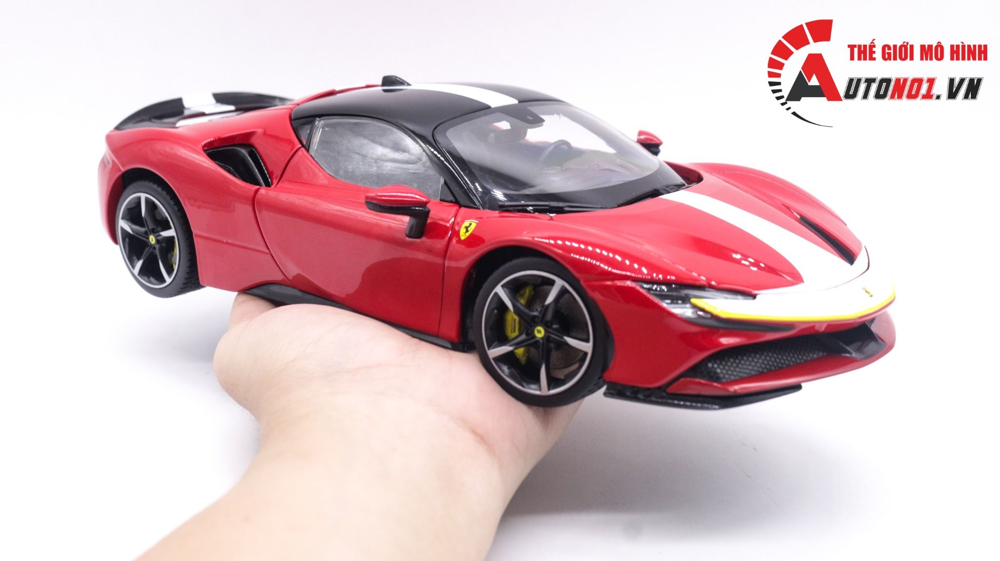 Mô hình xe Ferrari Sf90 Stradale Assetto Fiorano 1:18 Bburago 8129