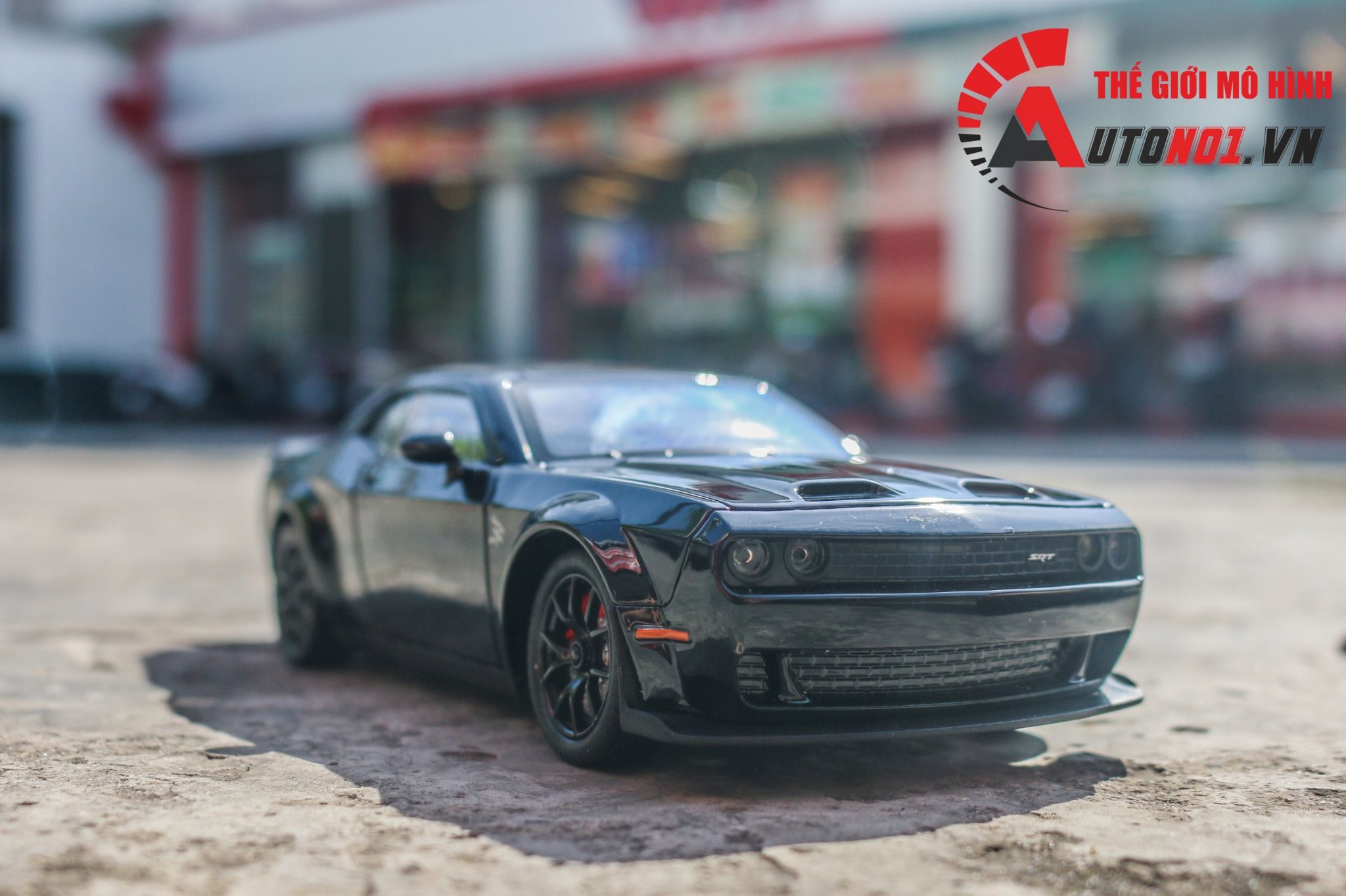 Mô hình xe Dodge Challenger SRT full open - có đèn - âm thanh tỉ lệ 1:24 Chezhi OT528