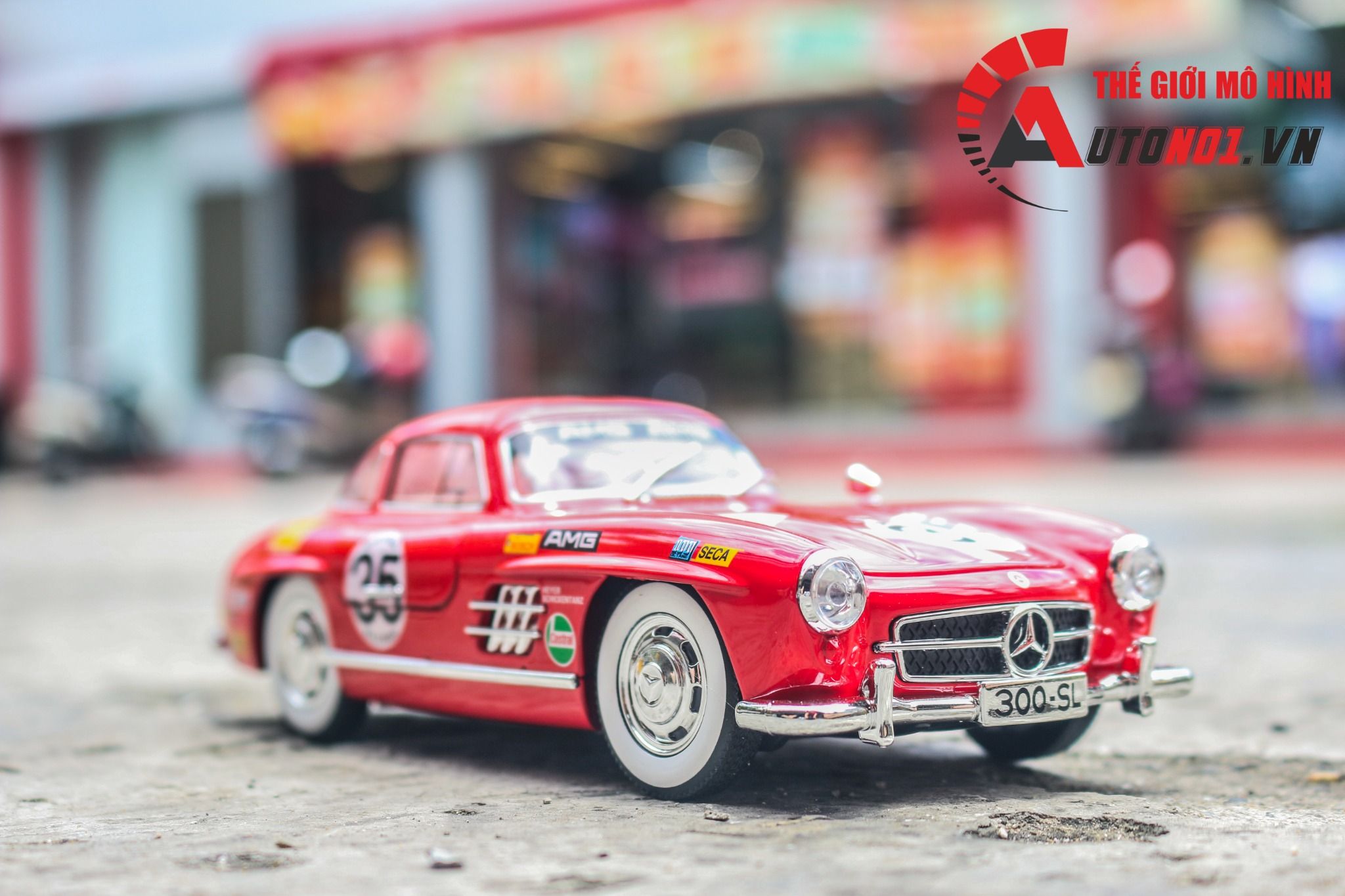 Mô hình xe Mercedes-Benz 300SL phiên bản AMG racing tỉ lệ 1:24 Jinlifang OT570