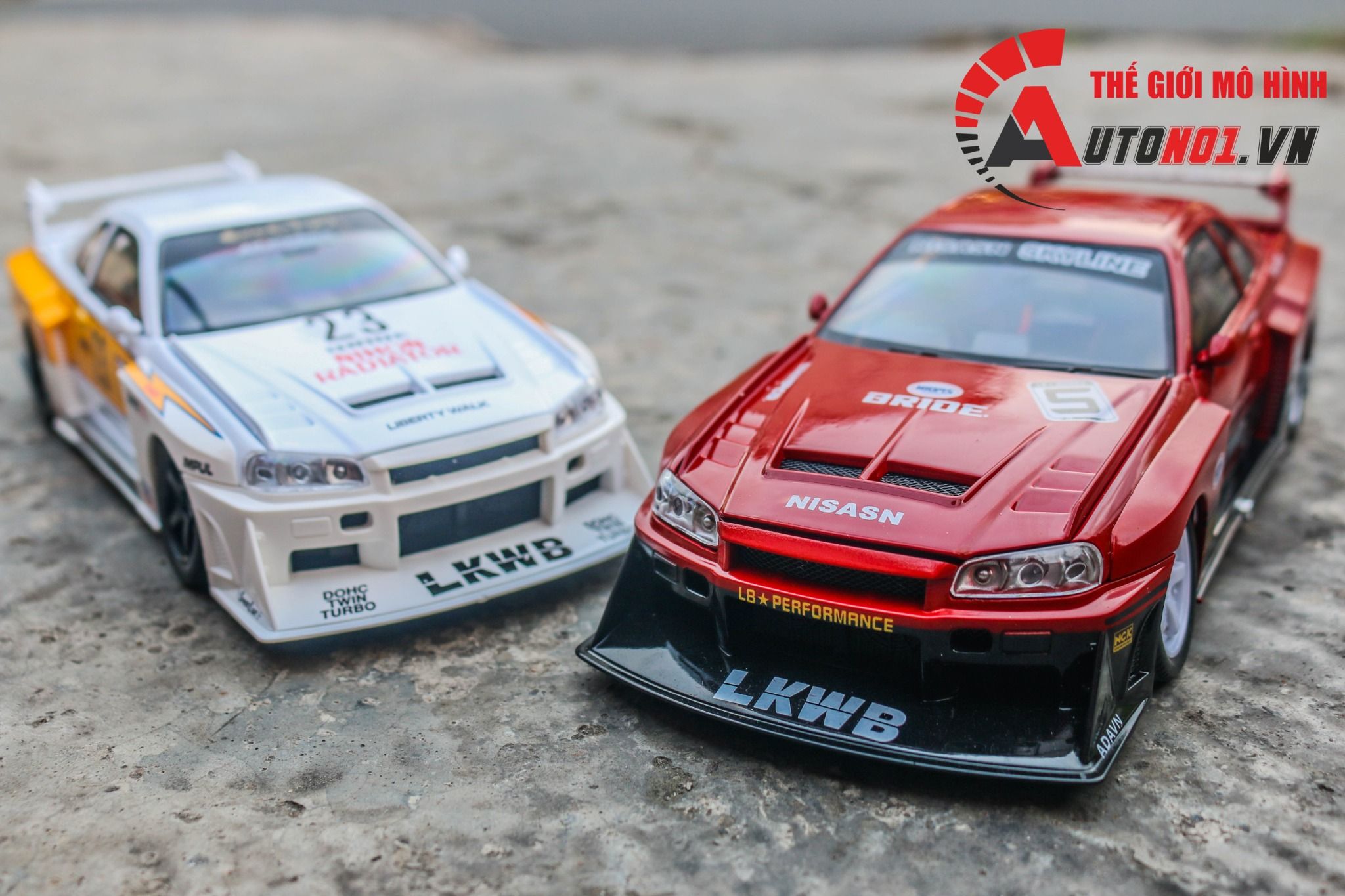 Mô hình xe Nissan S15 Skyline GTR LBWK full open - đánh lái - có đèn - âm thanh tỉ lệ 1:24 Jinlifang OT532