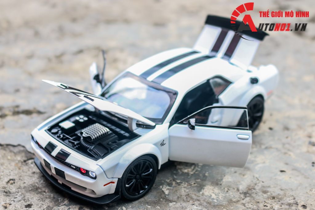 Mô hình xe Dodge Challenger Hellcat full open - có đèn - âm thanh tỉ lệ 1:22 Jiaye model OT584