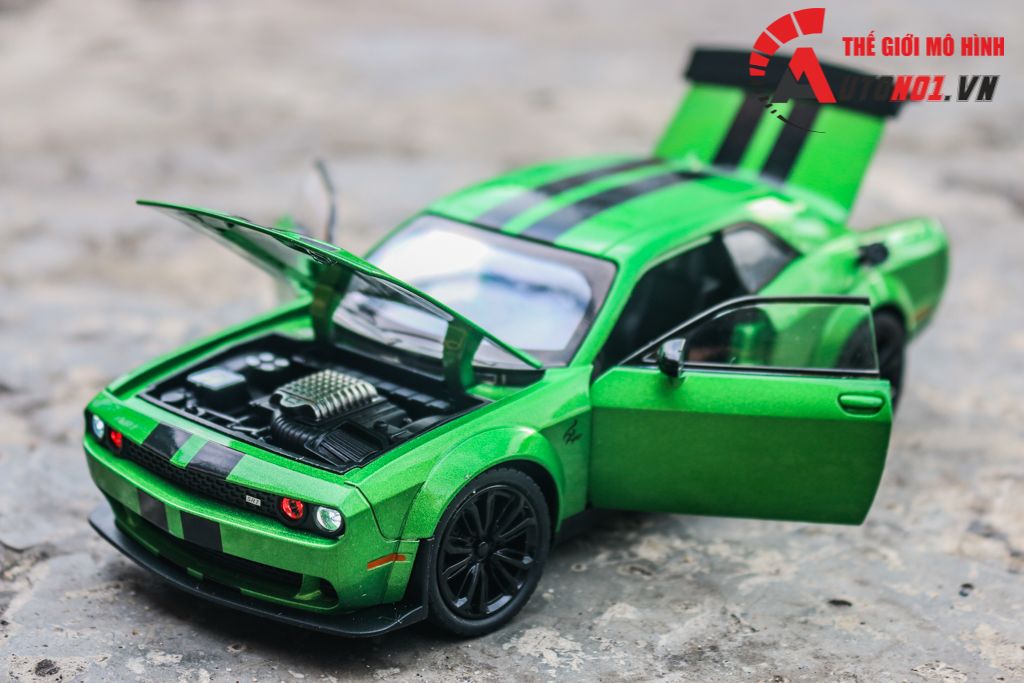 Mô hình xe Dodge Challenger Hellcat full open - có đèn - âm thanh tỉ lệ 1:22 Jiaye model OT584