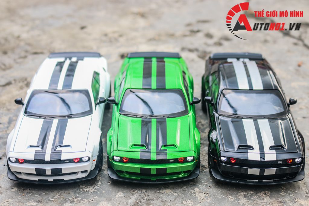 Mô hình xe Dodge Challenger Hellcat full open - có đèn - âm thanh tỉ lệ 1:22 Jiaye model OT584