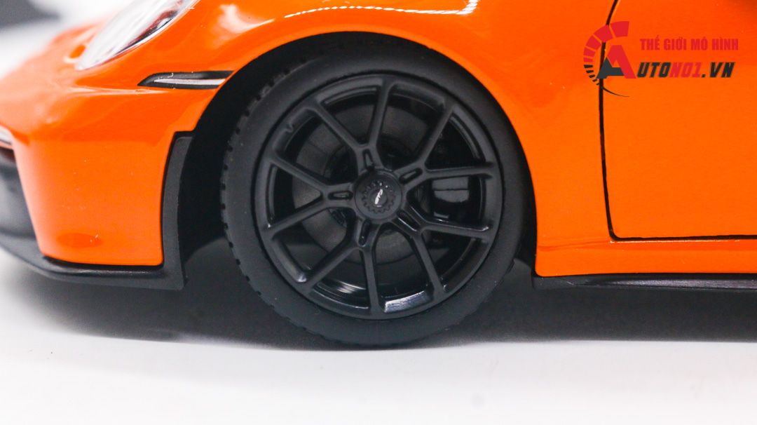 Mô hình xe Porsche 911 GT3 đánh lái được 1:24 Bburago 18-21104 GN OT059