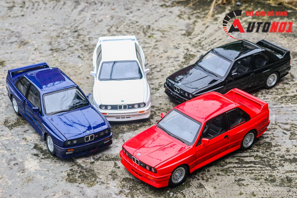 Mô hình xe BMW M3 E30 full open - có đèn - âm thanh tỉ lệ 1:24 JinliFang OT24035