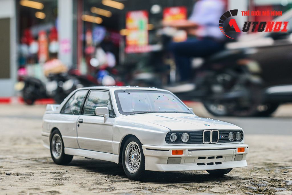 Mô hình xe BMW M3 E30 full open - có đèn - âm thanh tỉ lệ 1:24 JinliFang OT24035