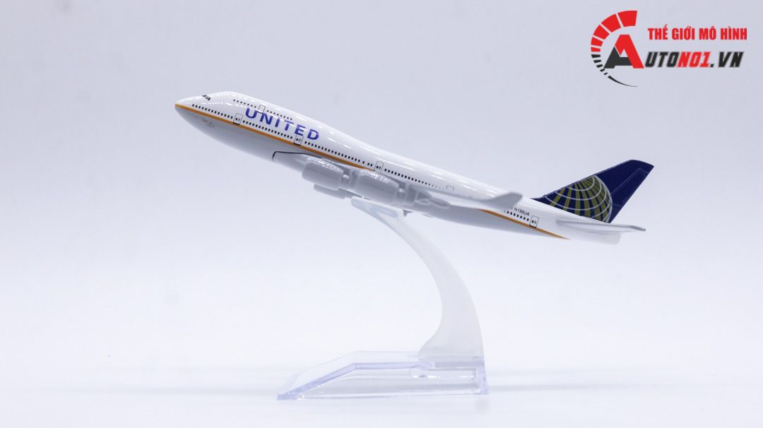 Mô hình máy bay United Airlines Boeing B747 16cm MB16017