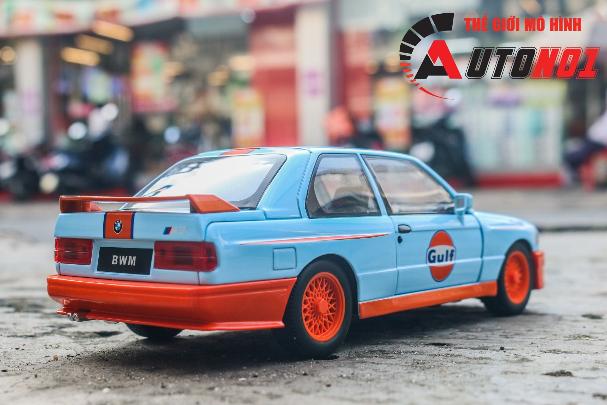 Mô hình xe BMW M3 series racing full open - full kính - đánh lái được tỉ lệ 1:24 JinliFang OT24039