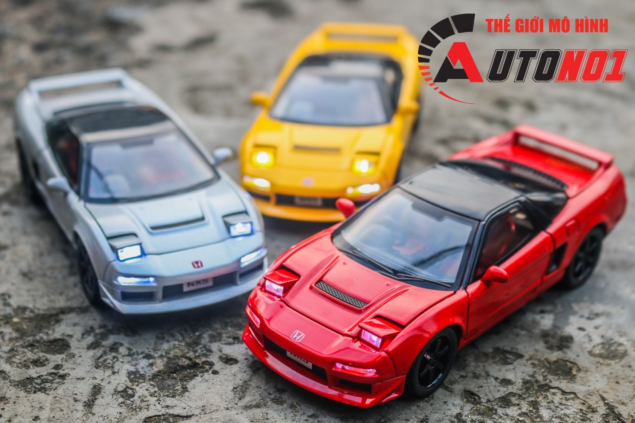 Mô hình xe Honda NSX full open - đánh lái tỉ lệ 1:32 Alloy Model OT32008