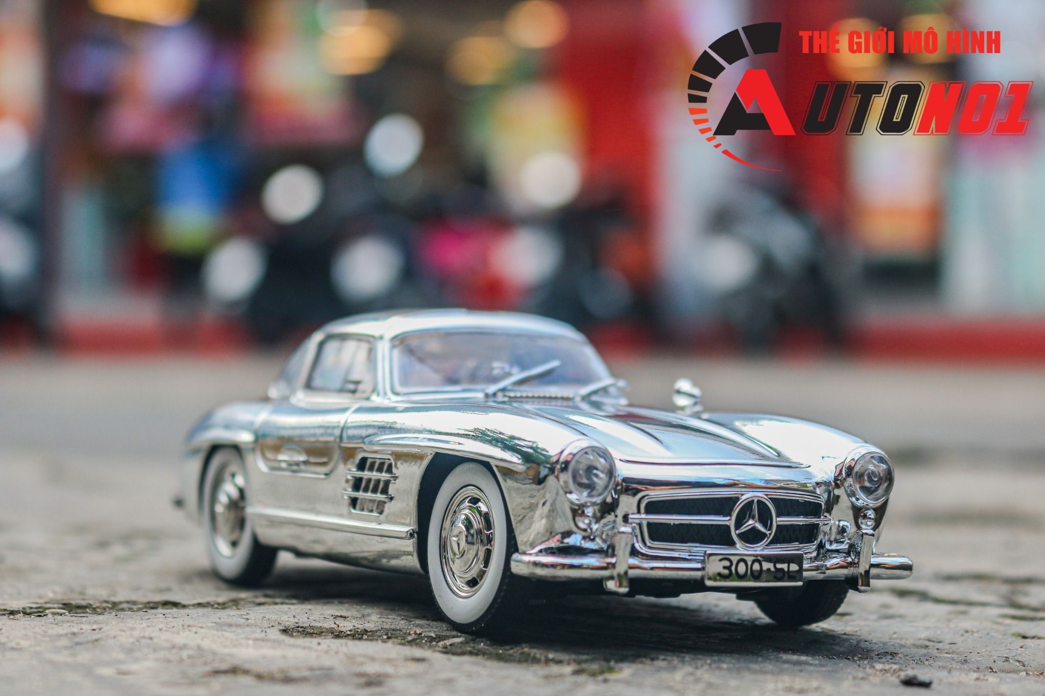 Mô hình xe Mercedes - Benz 300SL full open - có âm thanh - đèn - đánh lái tỉ lệ 1:24 Jinlifiang OT24023