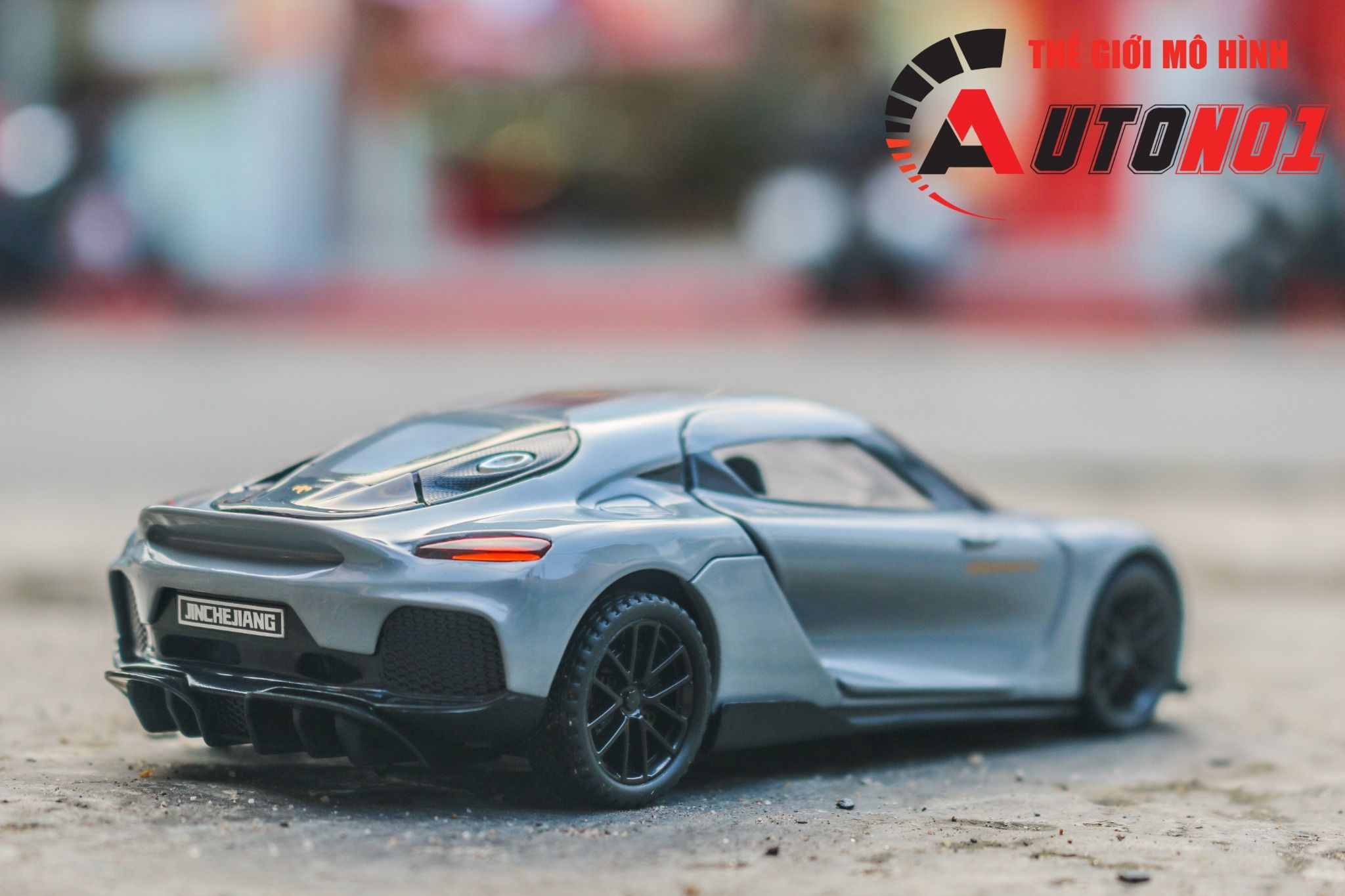 Mô hình xe Koenigsegg Gemera full open - có đèn - âm thanh tỉ lệ 1:32 Alloy Model OT32007