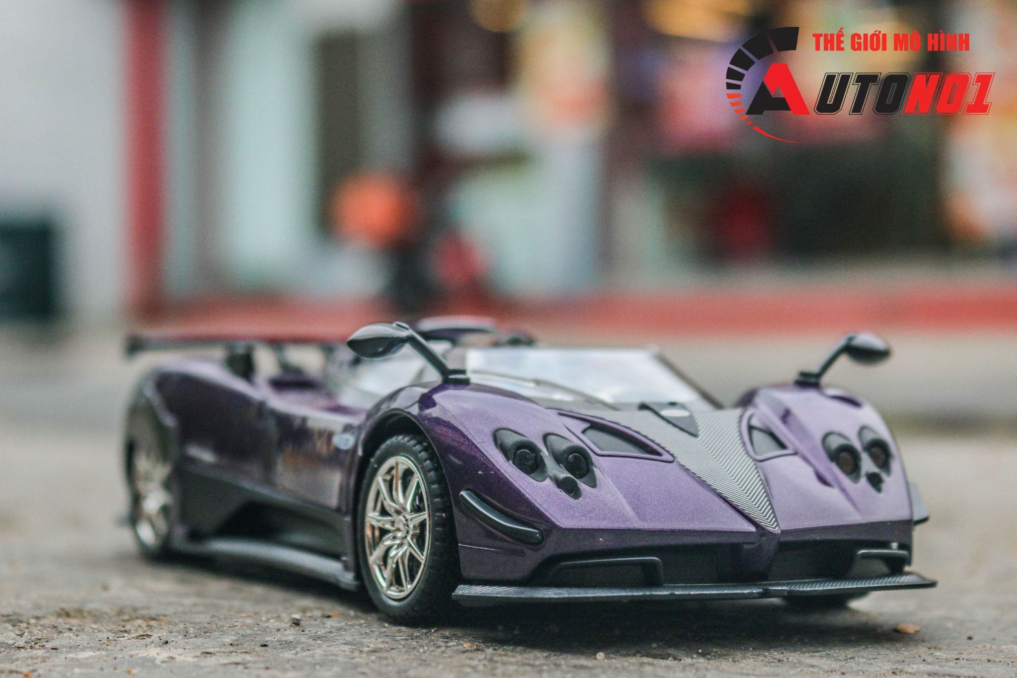 Mô hình xe Pagani Zonda HP Barchetta full open - full kính tỉ lệ 1:24 Newao OT24049