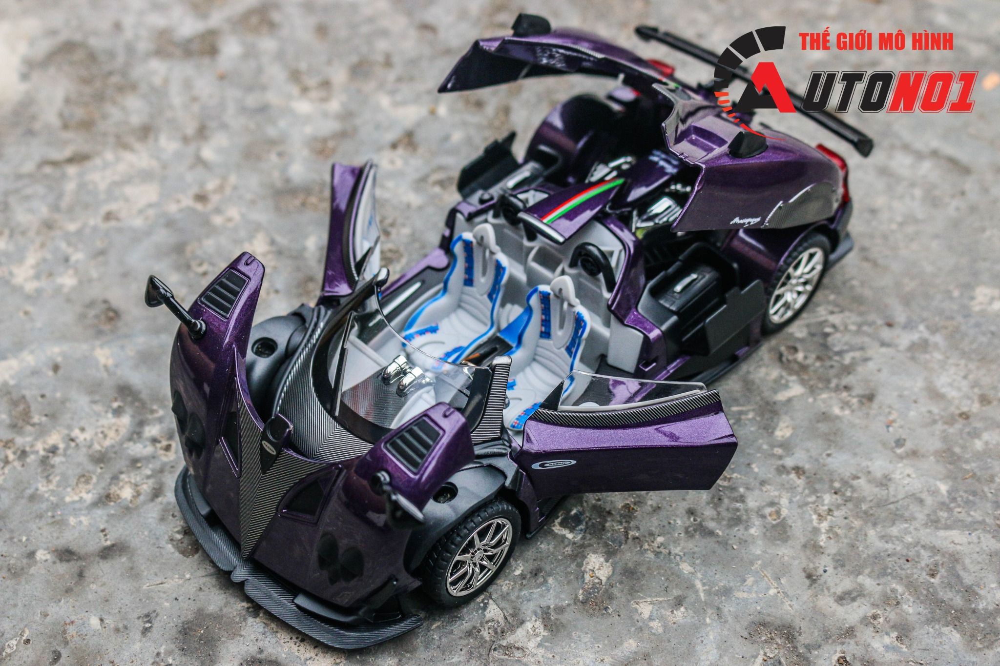 Mô hình xe Pagani Zonda HP Barchetta full open - full kính tỉ lệ 1:24 Newao OT24049