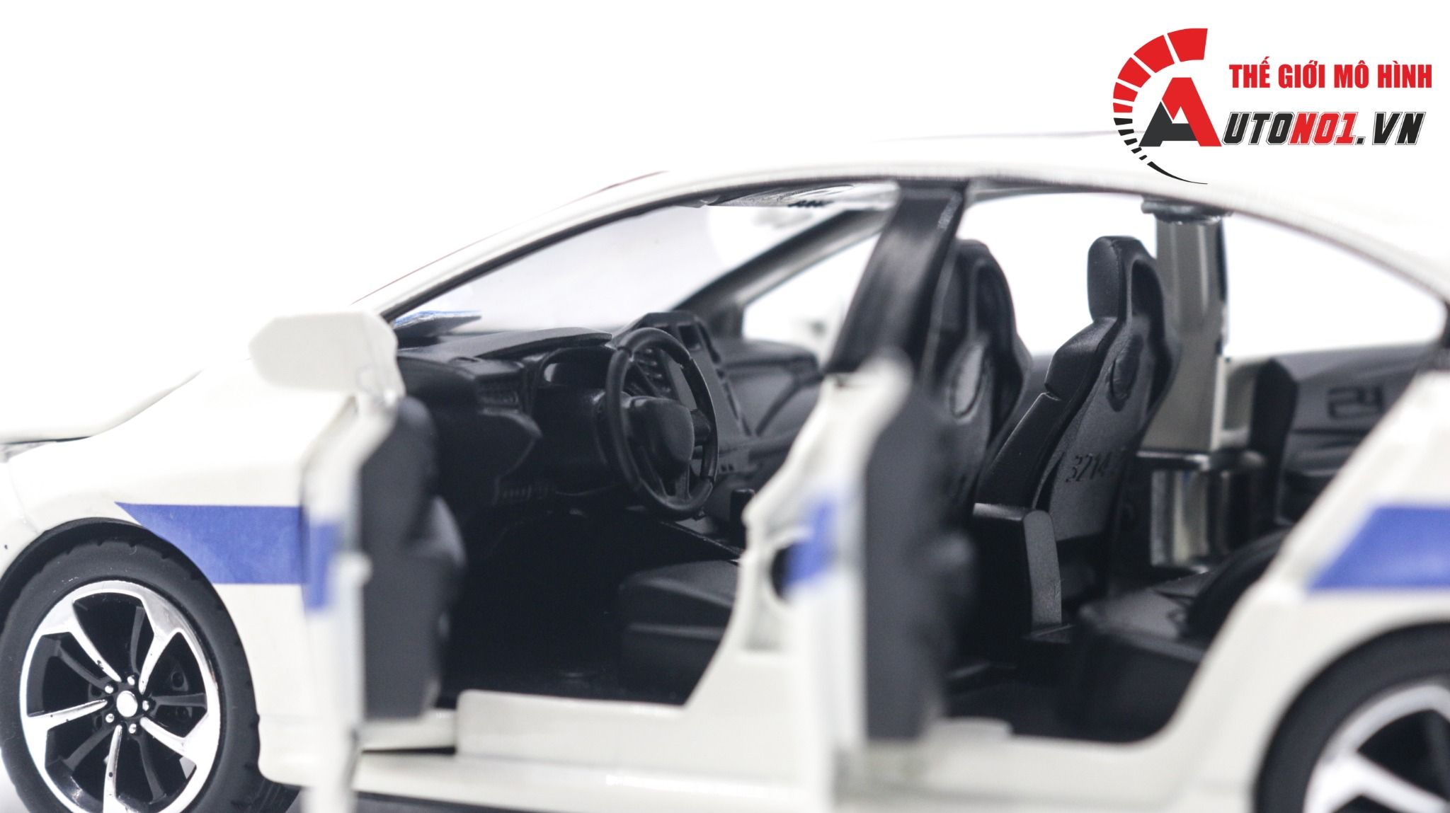 Mô hình xe ô tô độ CSGT Toyota Corolla Altis 2022 full open 1:32 Che Zhi Autono1 OT130