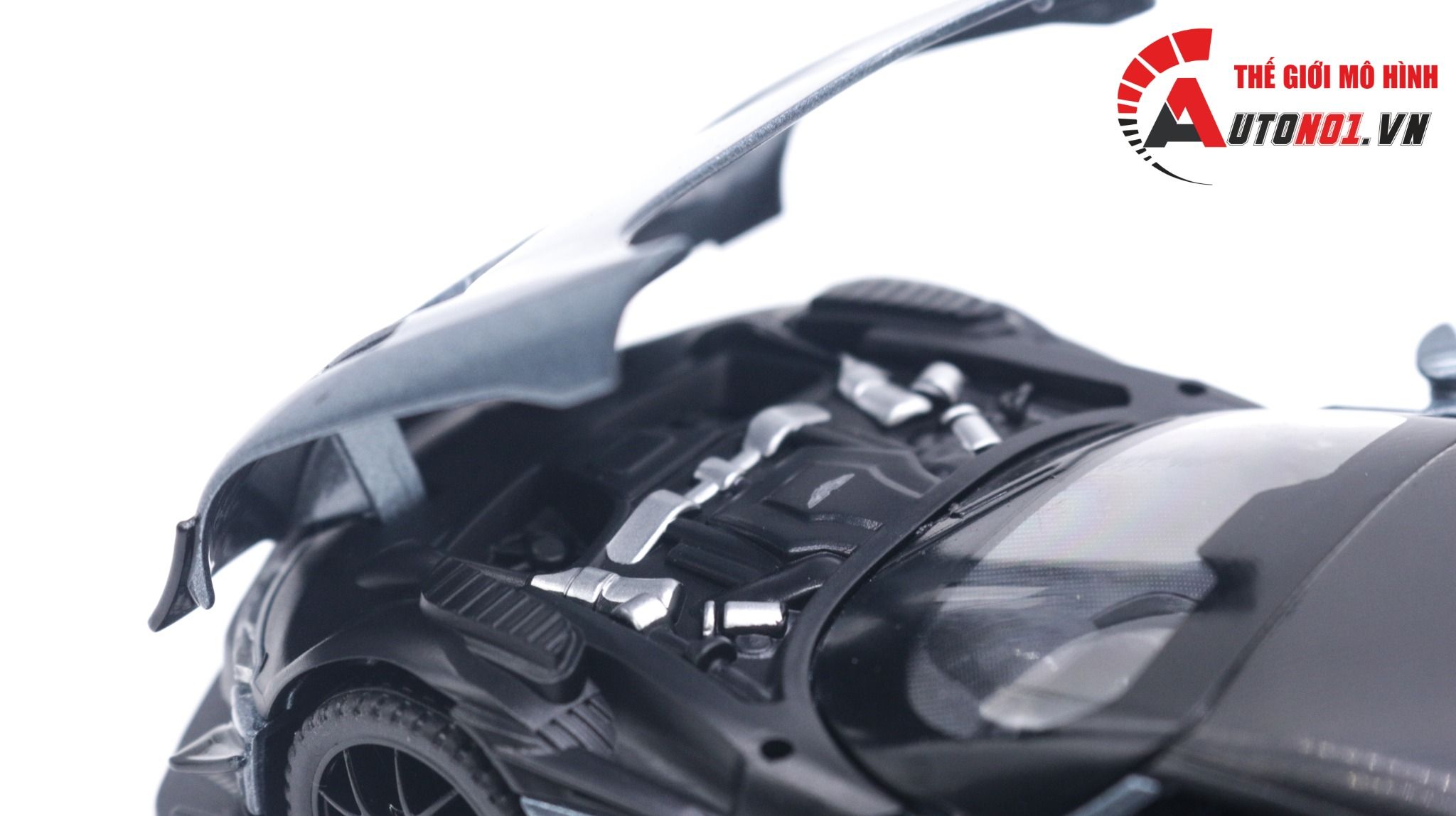 Mô hình xe Aston Martin Vulcan có đế hộp mica 1:32 Alloy Model OT122