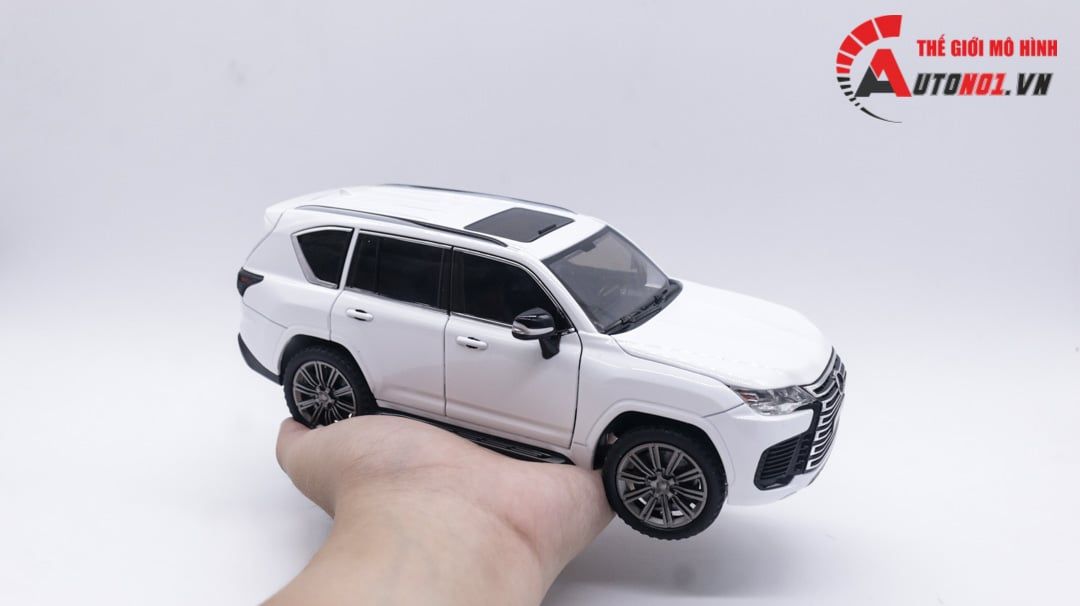 Mô hình xe Lexus LX600 full kính full open tỉ lệ 1:24 Chimei model OT126