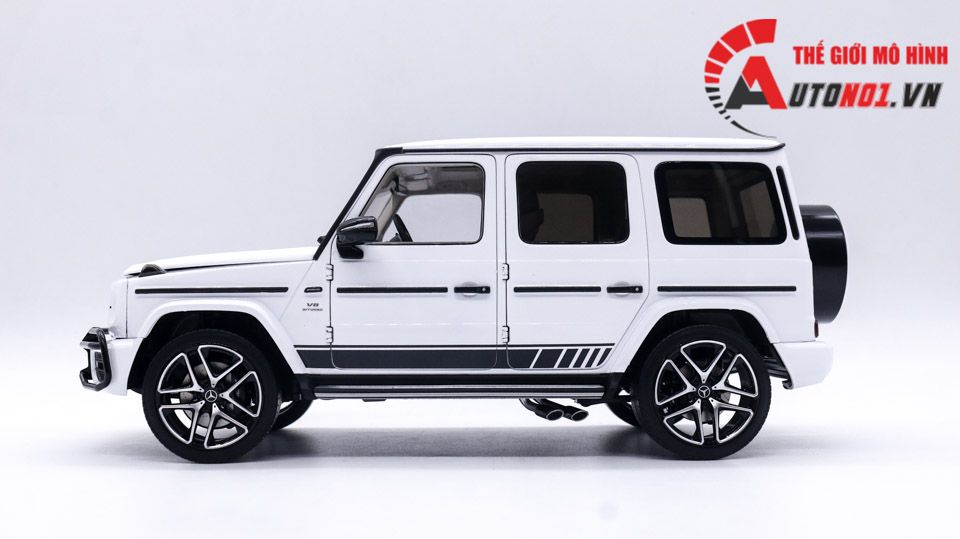  Xe mô hình cao cấp Mercedes-Benz Amg G63 full open tỉ lệ 1:18 Almost Real 8100 