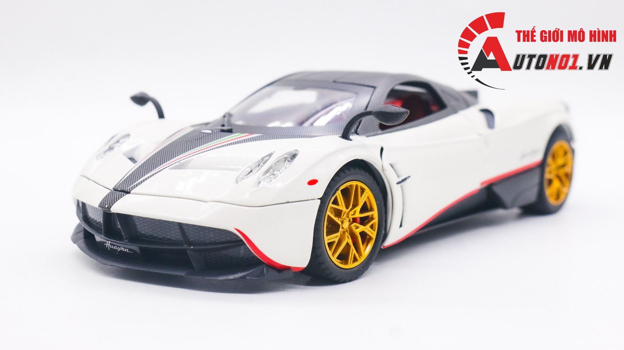 Mô hình xe Pagani Huayra Dinastia đánh lái được full open 1:24 Chezhi OT399