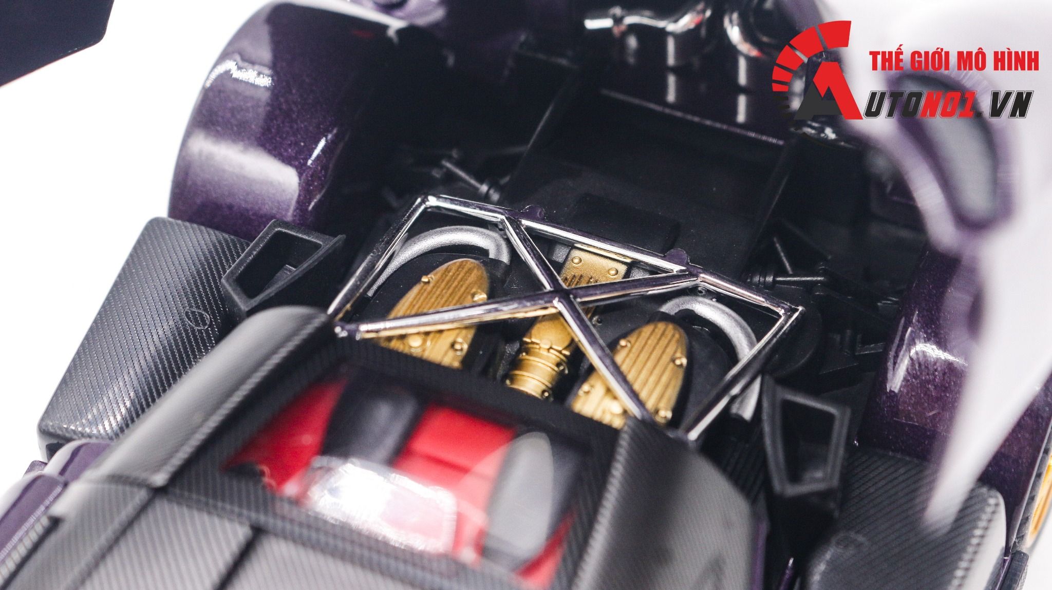 Mô hình xe Pagani Huayra Dinastia đánh lái được full open 1:24 Chezhi OT399